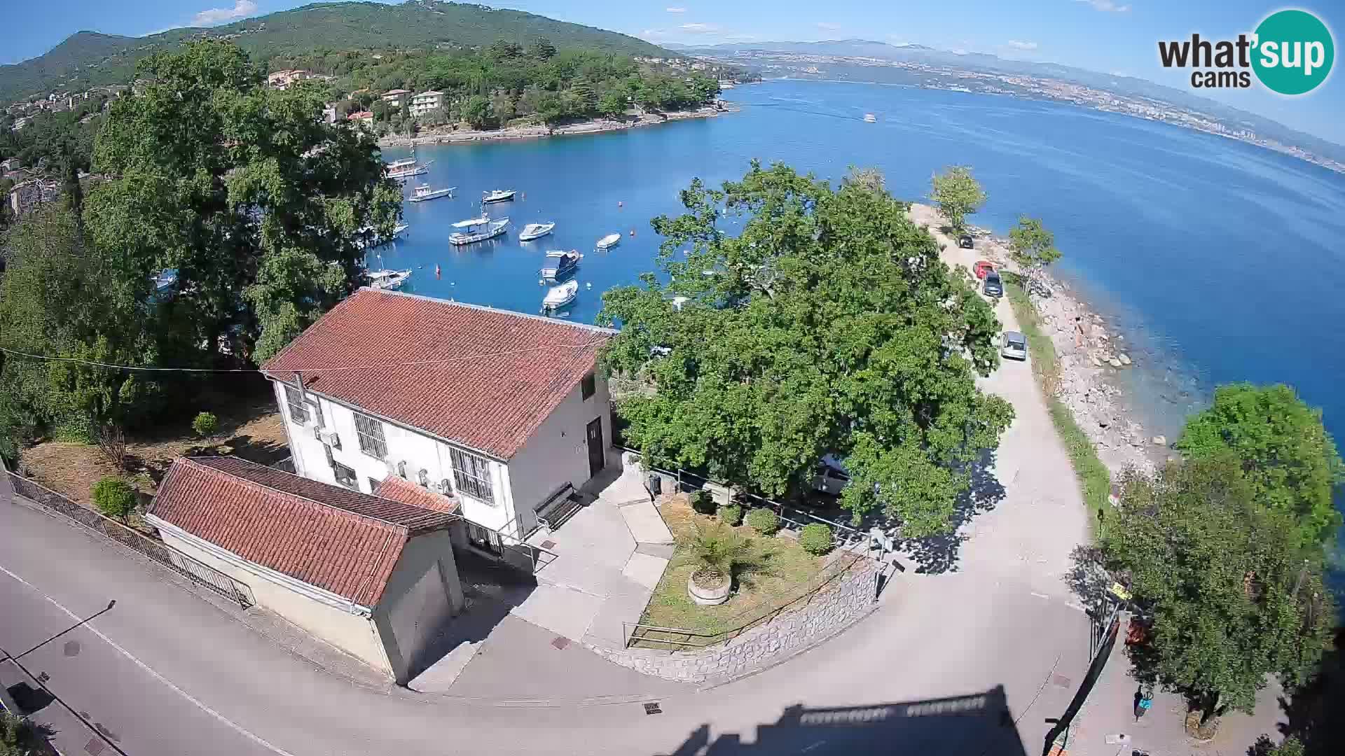 Ika Harbor Webcam – LIVE View of the Harbor and Opatija Lights