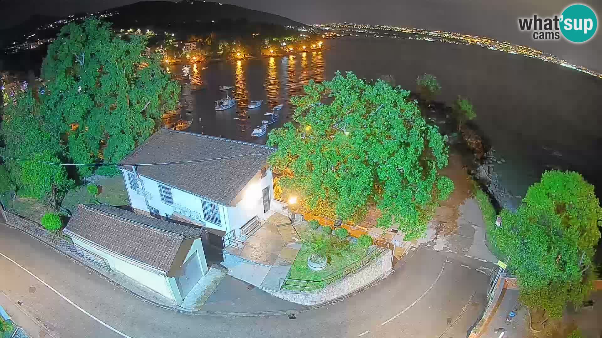 Webcam porto Ika – Vista LIVE sul porto e le luci di Opatija