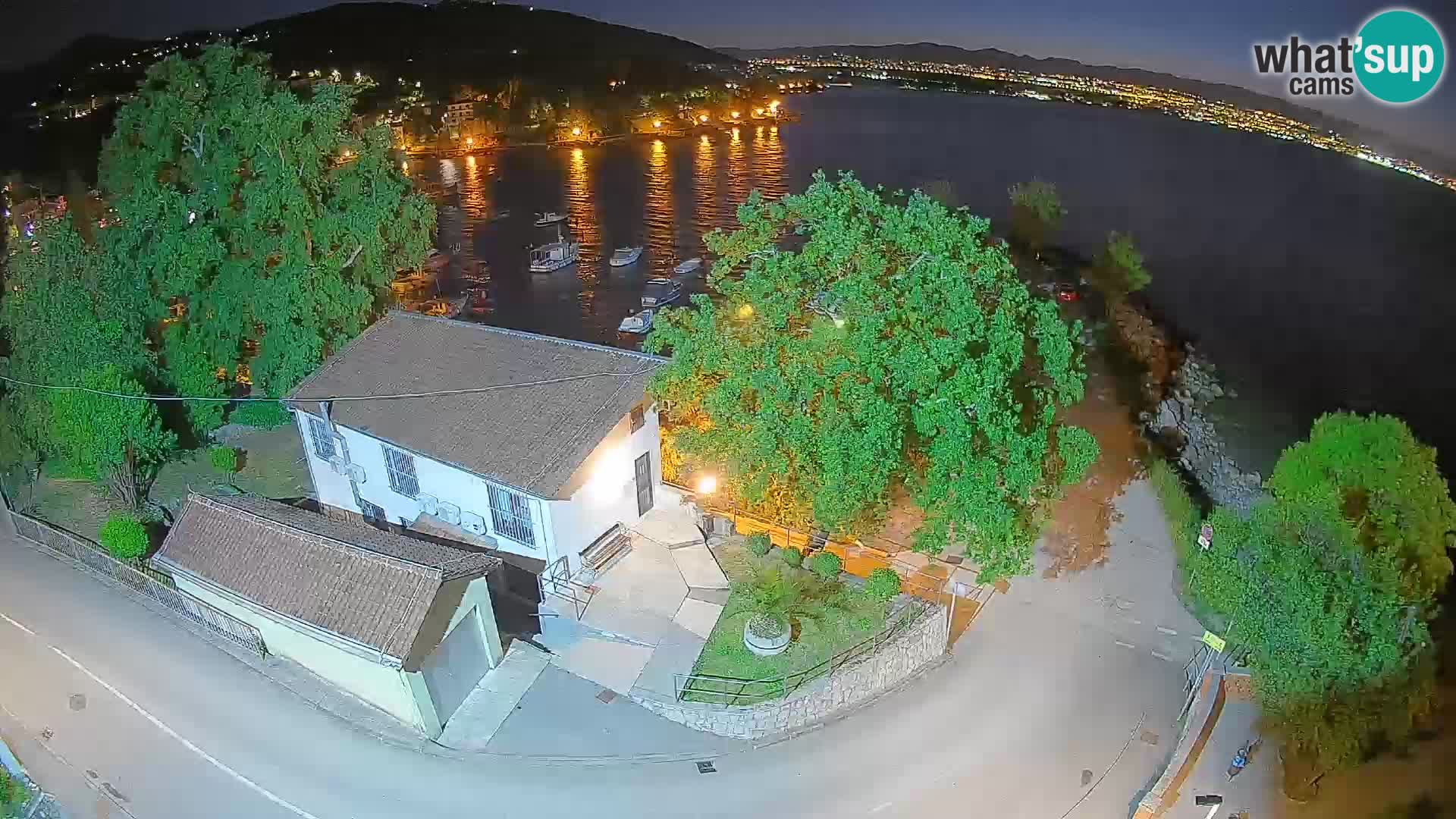 Webcam puerto de Ika – Vista en directo y luces de Opatija