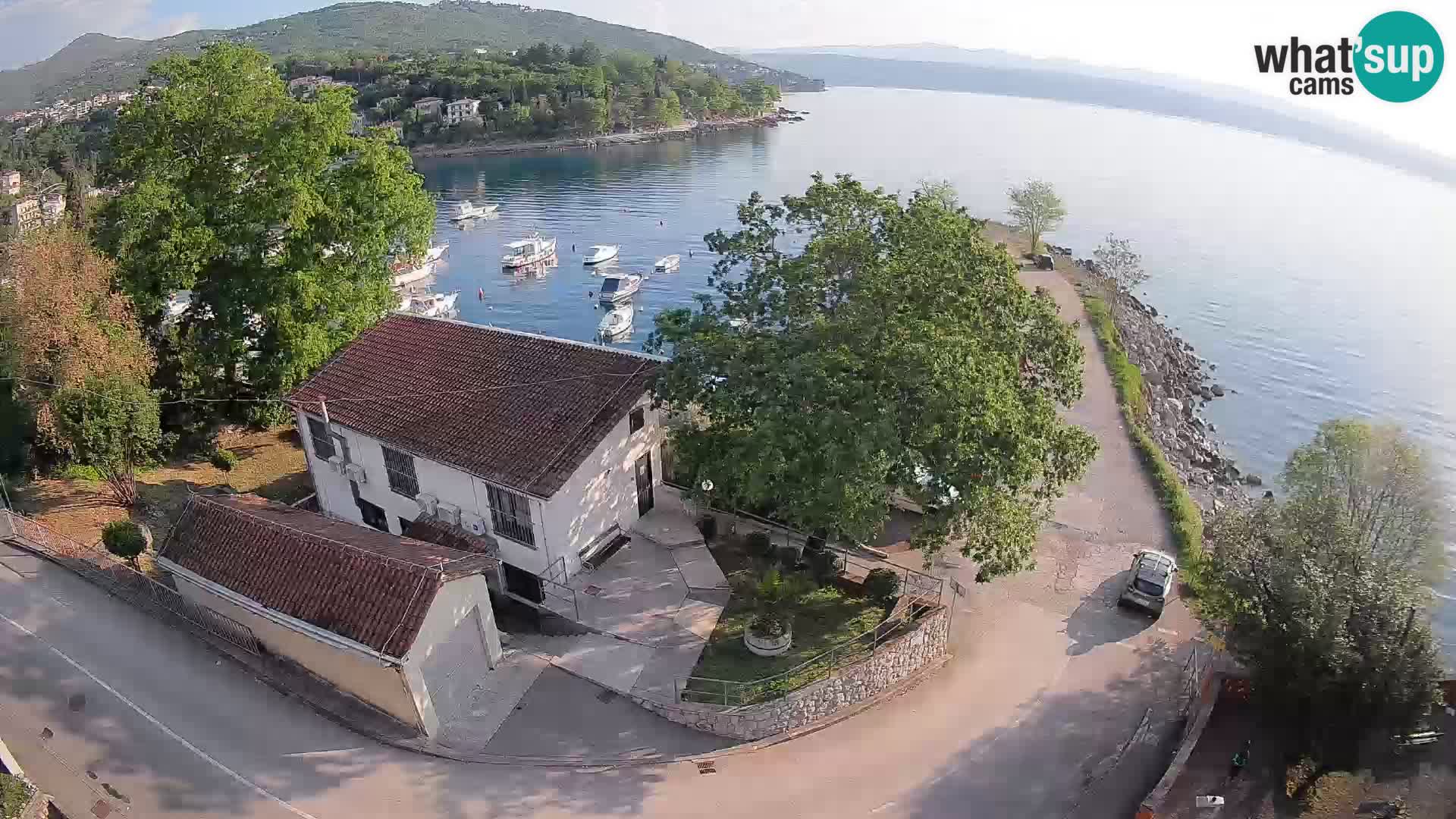 Ika Harbor Webcam – LIVE View of the Harbor and Opatija Lights