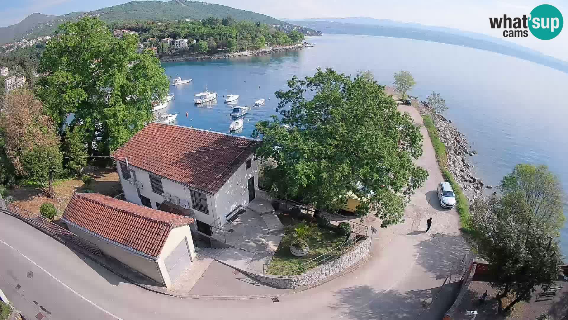 Ika Harbor Webcam – LIVE View of the Harbor and Opatija Lights