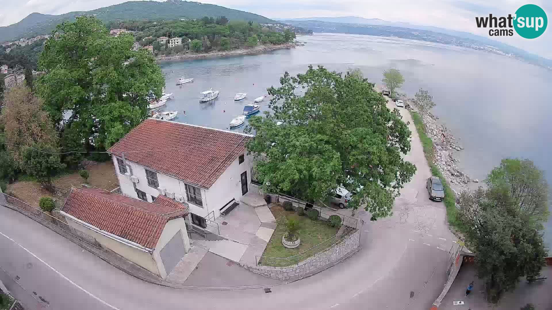 Ika Harbor Webcam – LIVE View of the Harbor and Opatija Lights