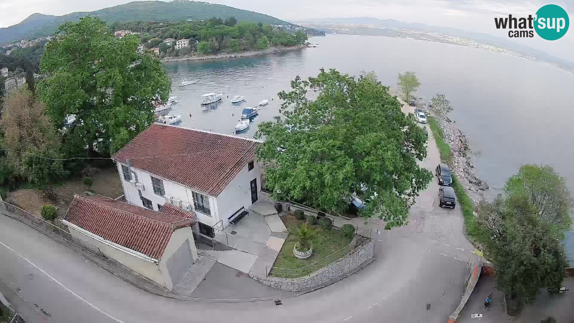 Ika Harbor Webcam – LIVE View of the Harbor and Opatija Lights