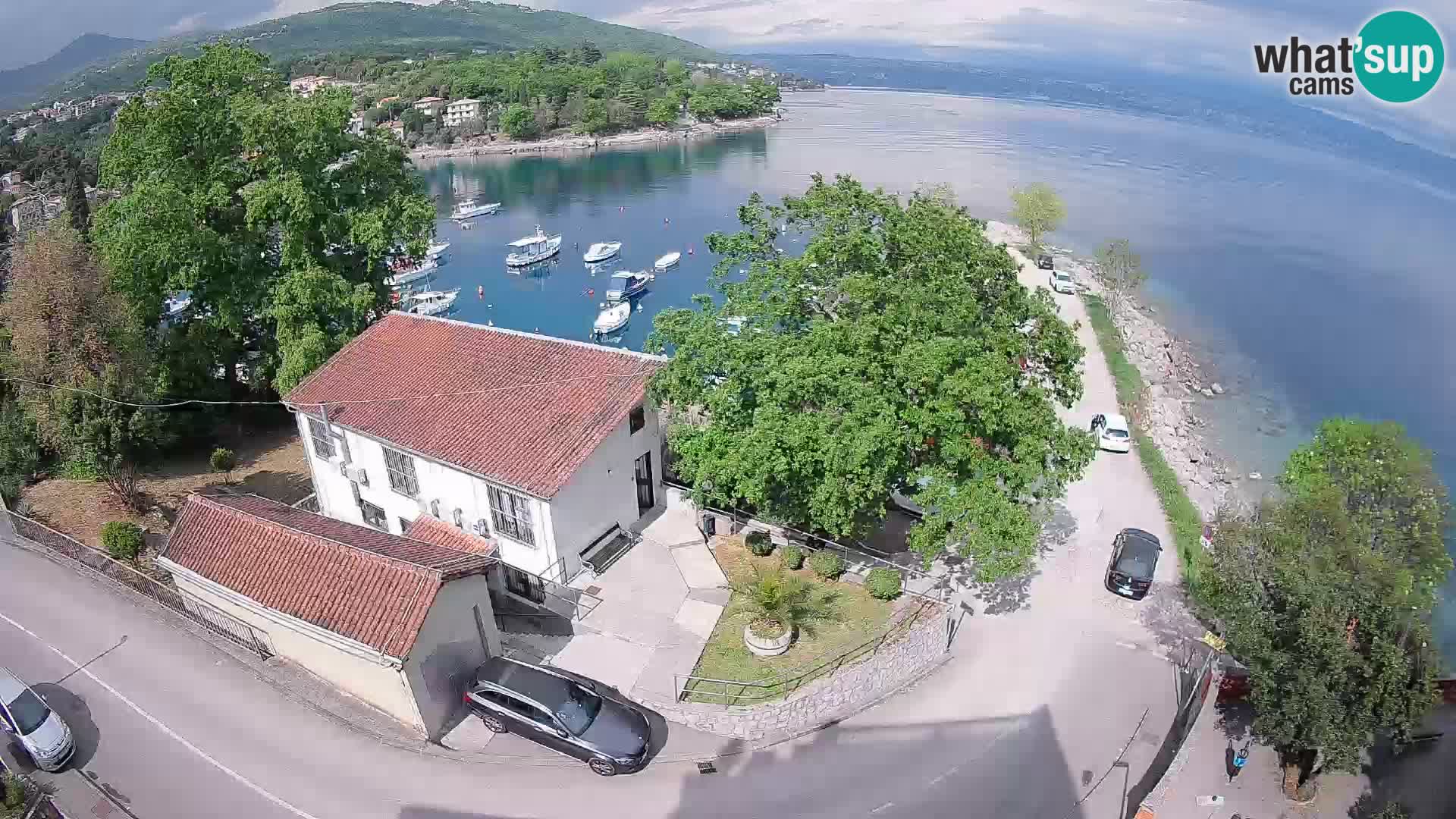 Ika Harbor Webcam – LIVE View of the Harbor and Opatija Lights