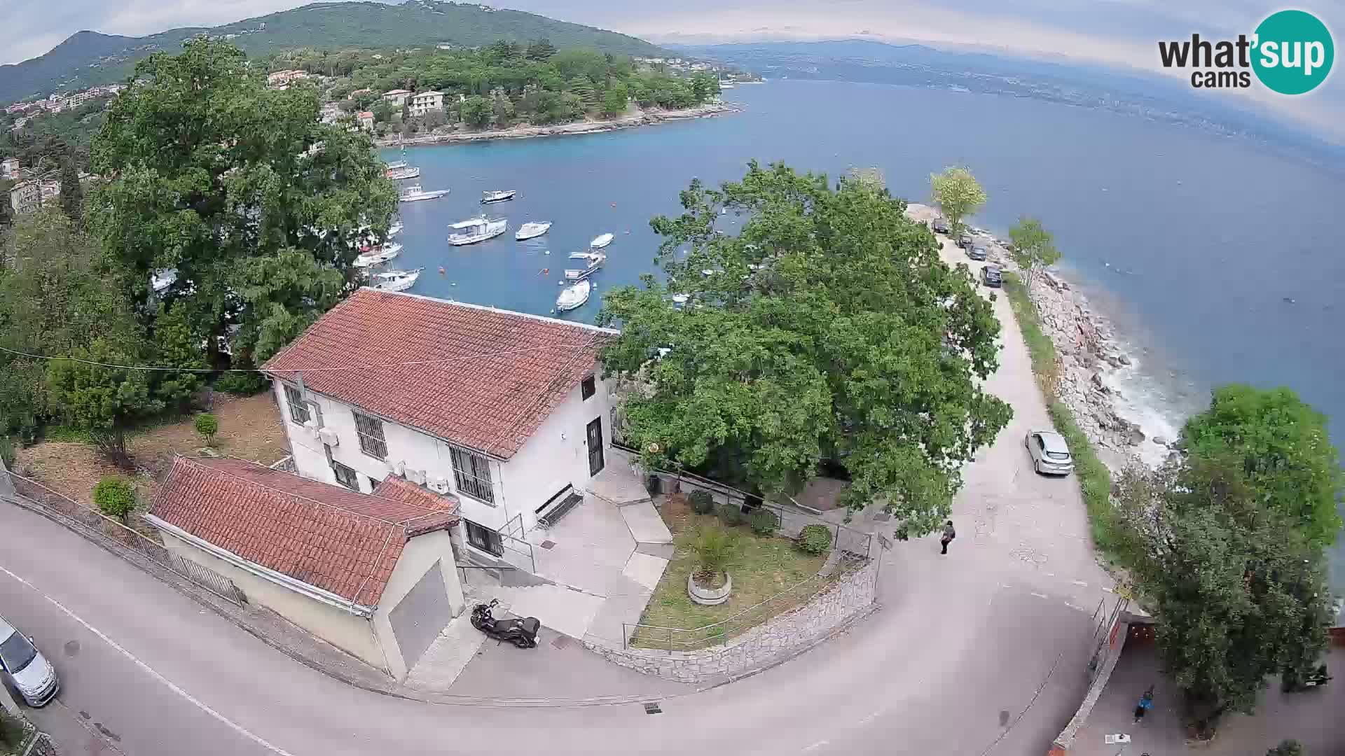 Ika Harbor Webcam – LIVE View of the Harbor and Opatija Lights