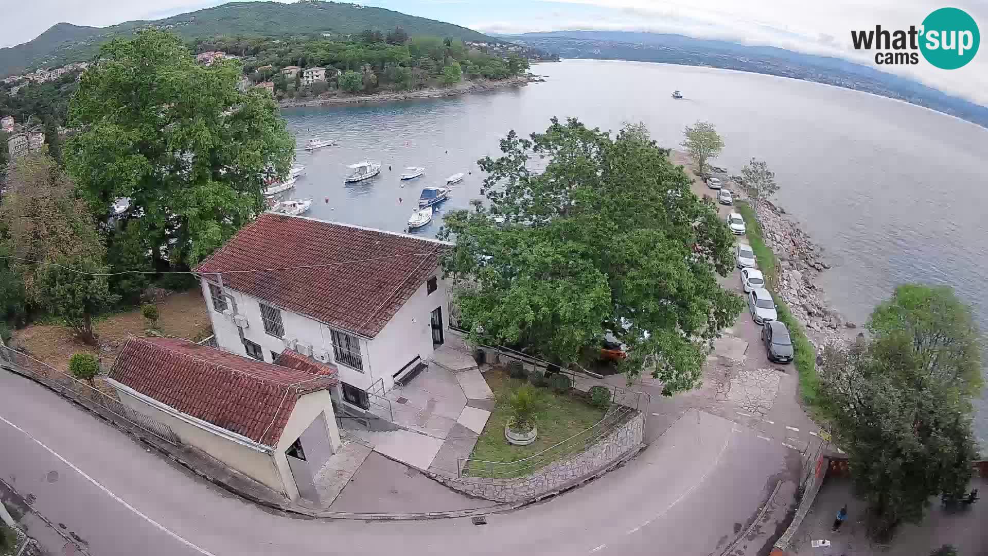 Ika Harbor Webcam – LIVE View of the Harbor and Opatija Lights