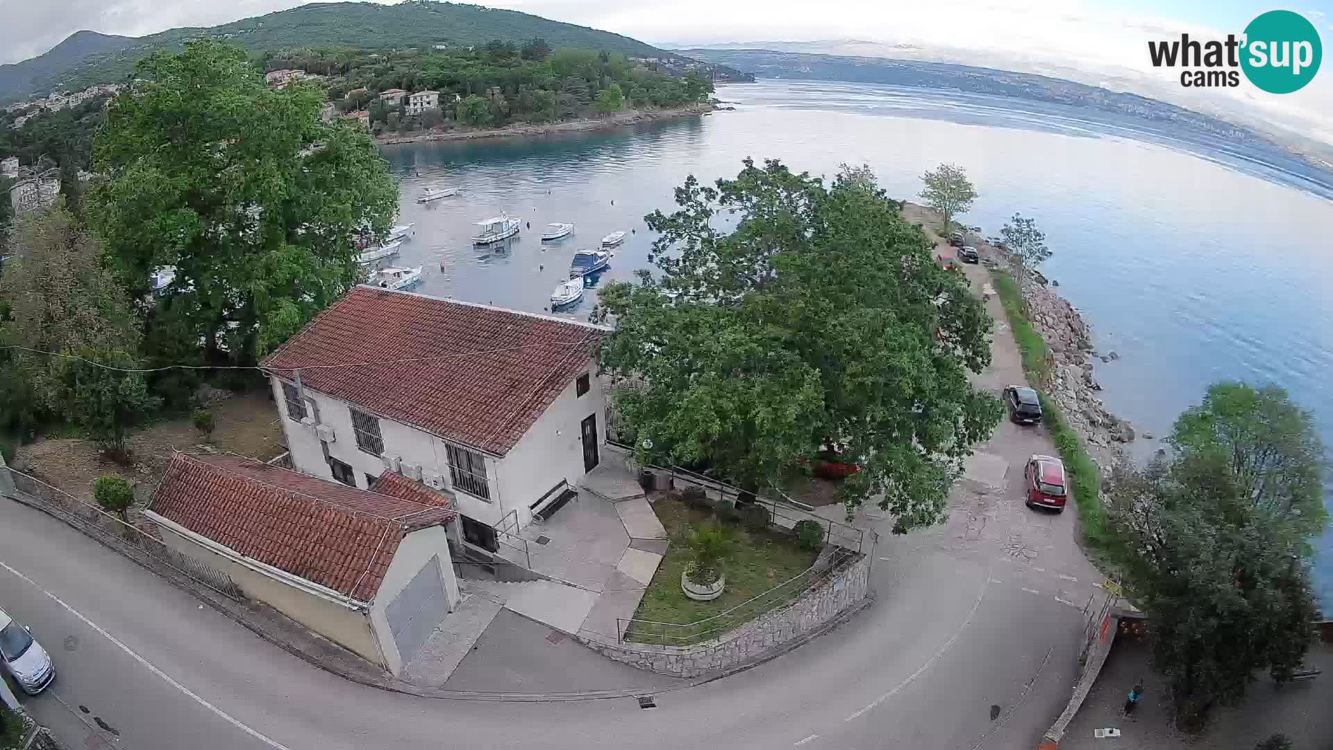 Ika Harbor Webcam – LIVE View of the Harbor and Opatija Lights