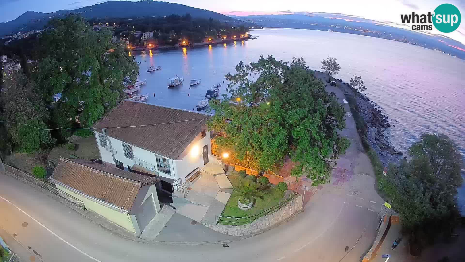 Webcam porto Ika – Vista LIVE sul porto e le luci di Opatija