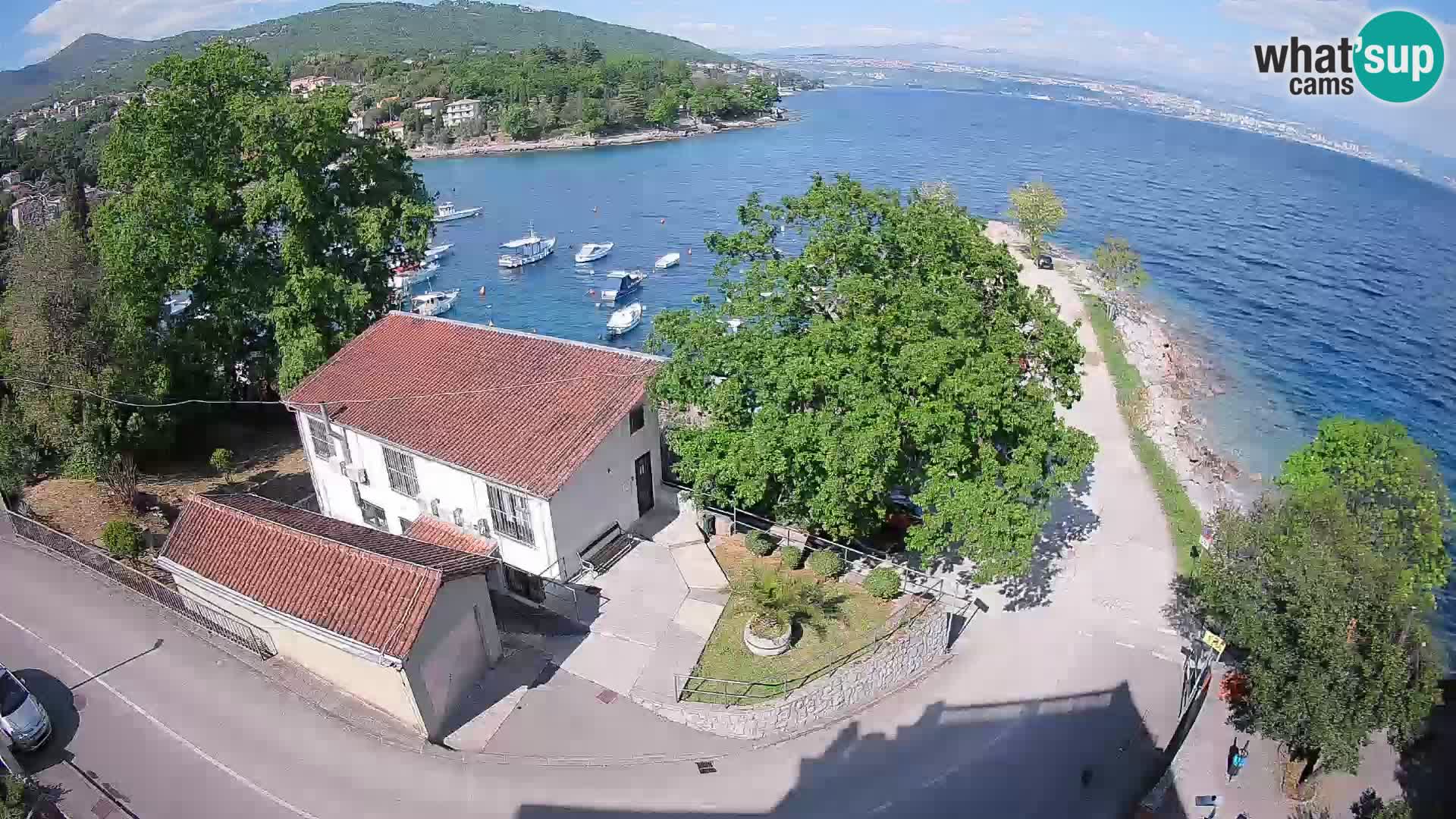 Ika Harbor Webcam – LIVE View of the Harbor and Opatija Lights
