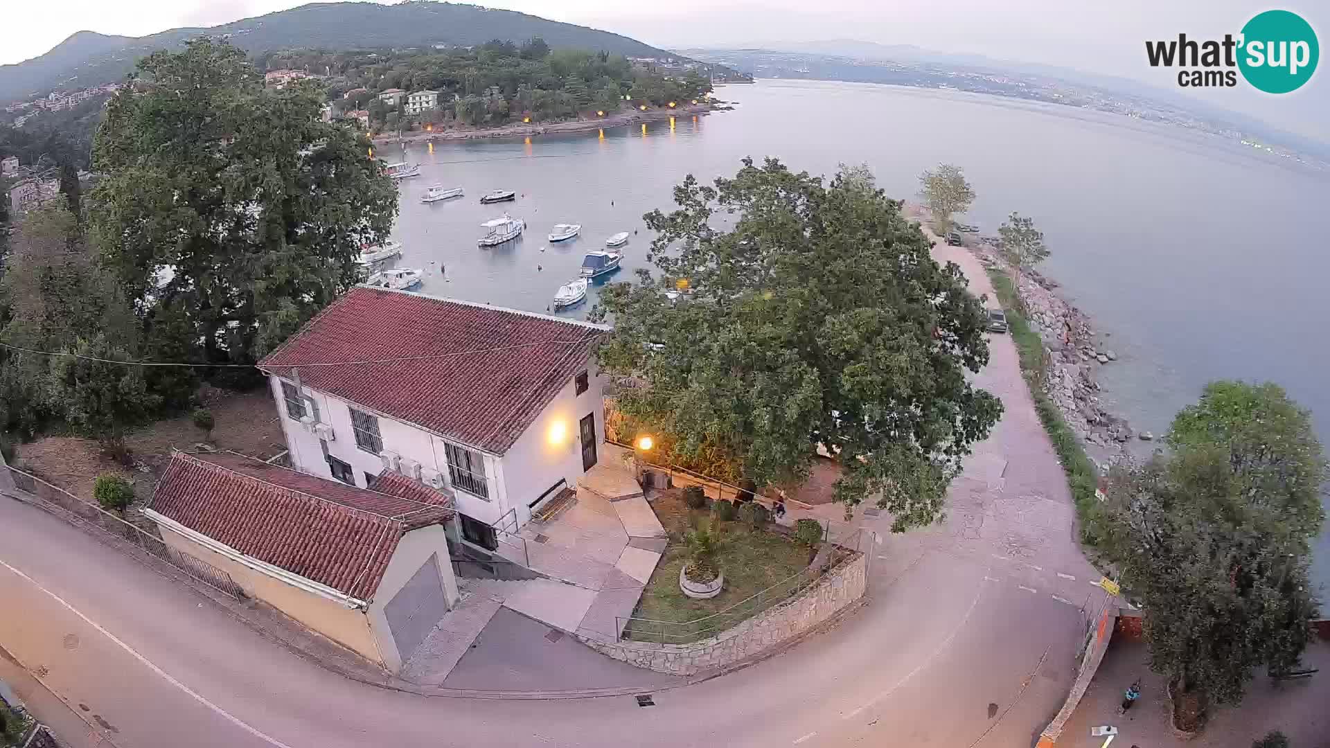 Webcam puerto de Ika – Vista en directo y luces de Opatija