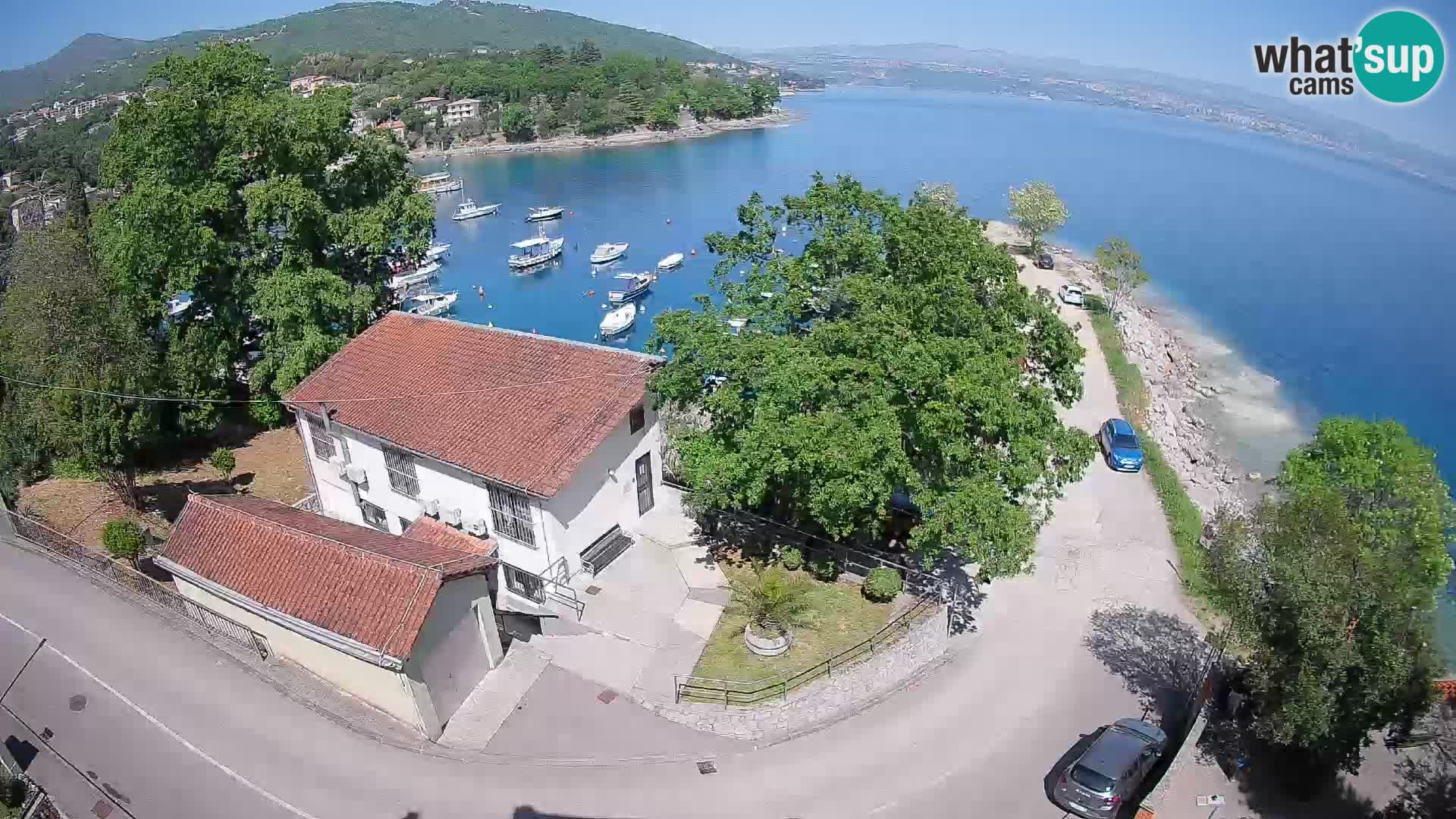Ika Harbor Webcam – LIVE View of the Harbor and Opatija Lights
