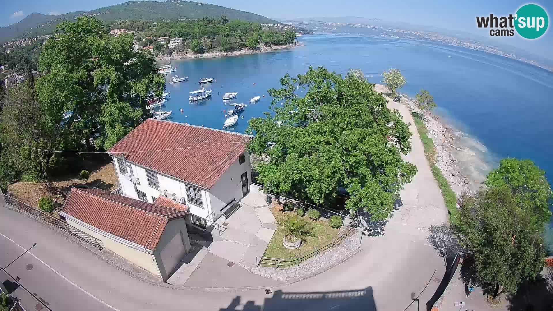 Ika Harbor Webcam – LIVE View of the Harbor and Opatija Lights