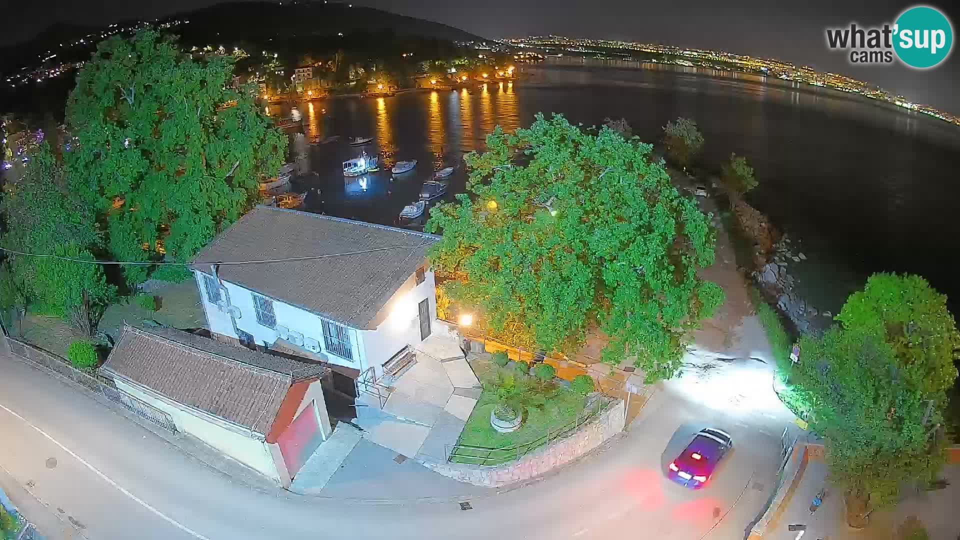 Ika Harbor Webcam – LIVE View of the Harbor and Opatija Lights