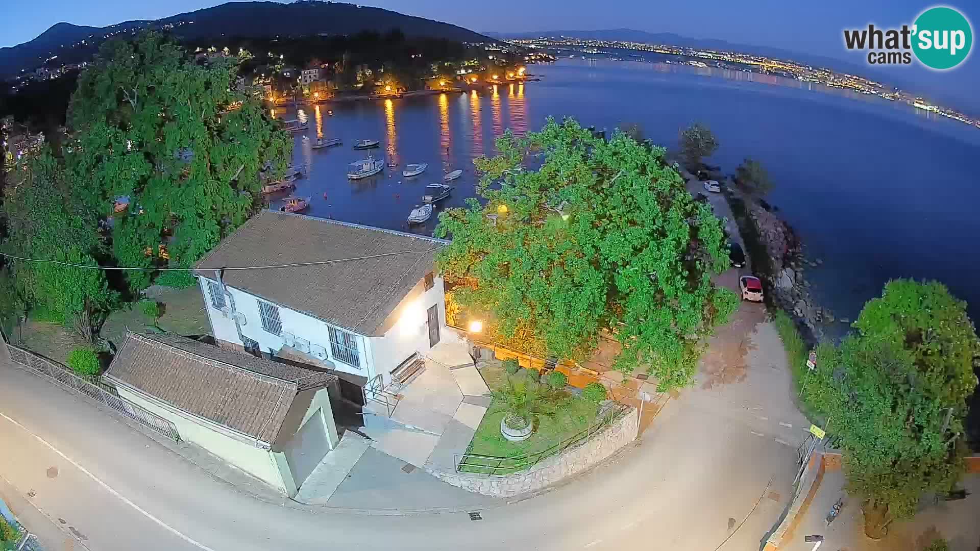 Webcam porto Ika – Vista LIVE sul porto e le luci di Opatija