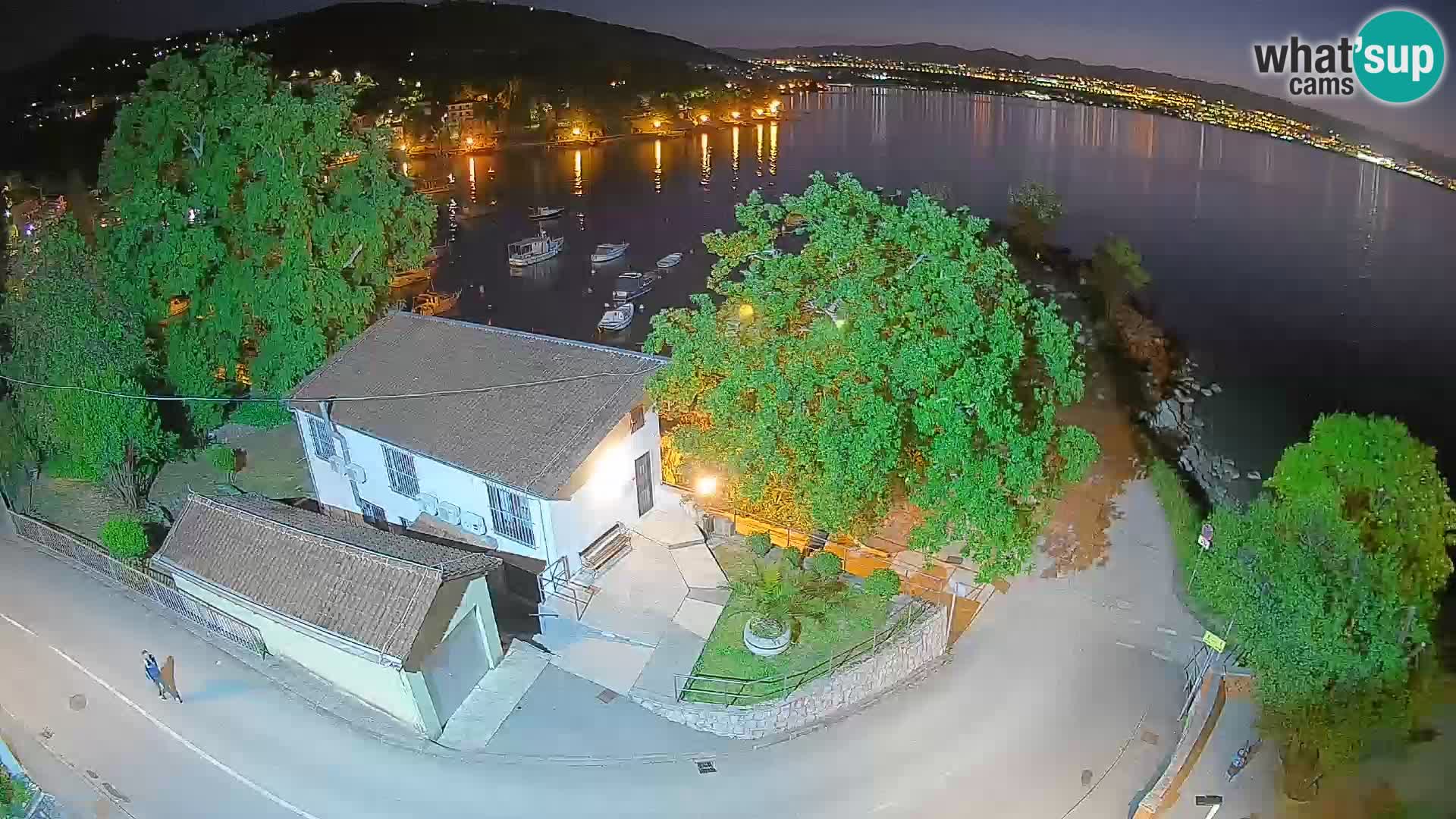 Webcam puerto de Ika – Vista en directo y luces de Opatija
