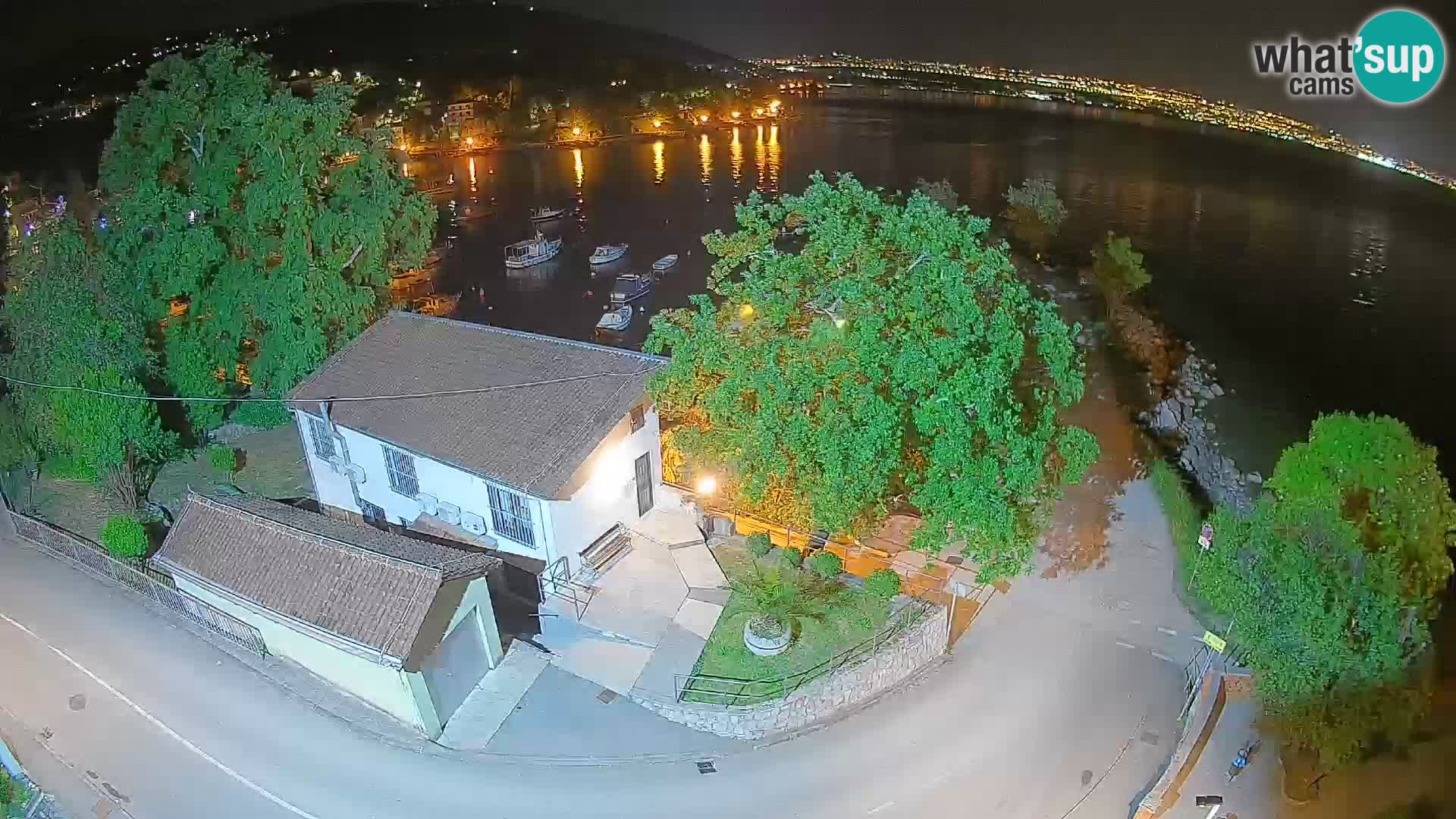 Webcam porto Ika – Vista LIVE sul porto e le luci di Opatija