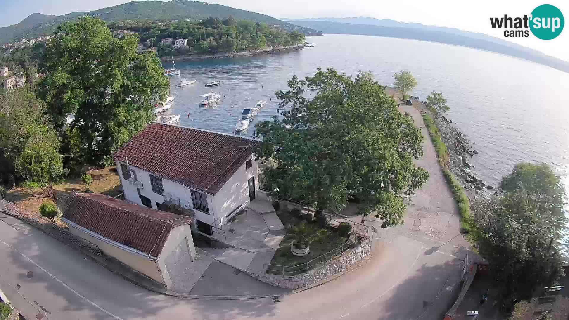Ika Harbor Webcam – LIVE View of the Harbor and Opatija Lights