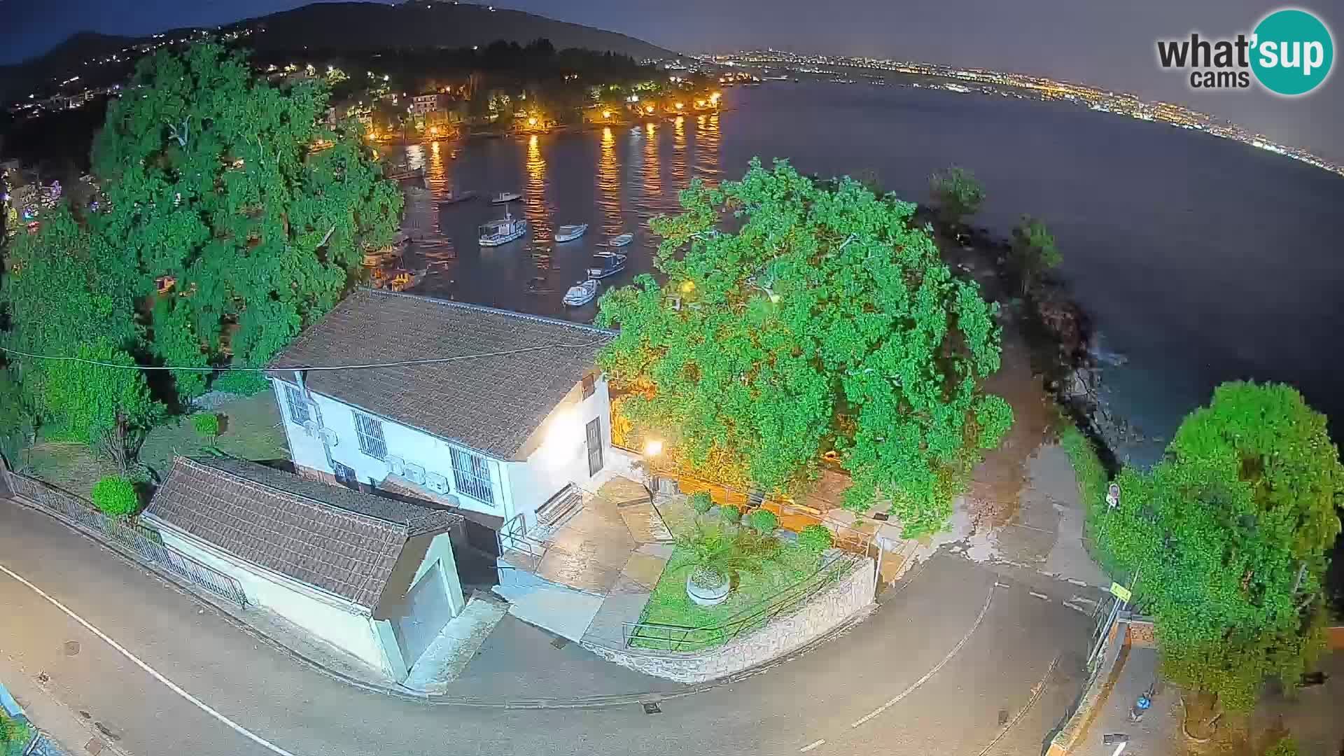 Webcam porto Ika – Vista LIVE sul porto e le luci di Opatija
