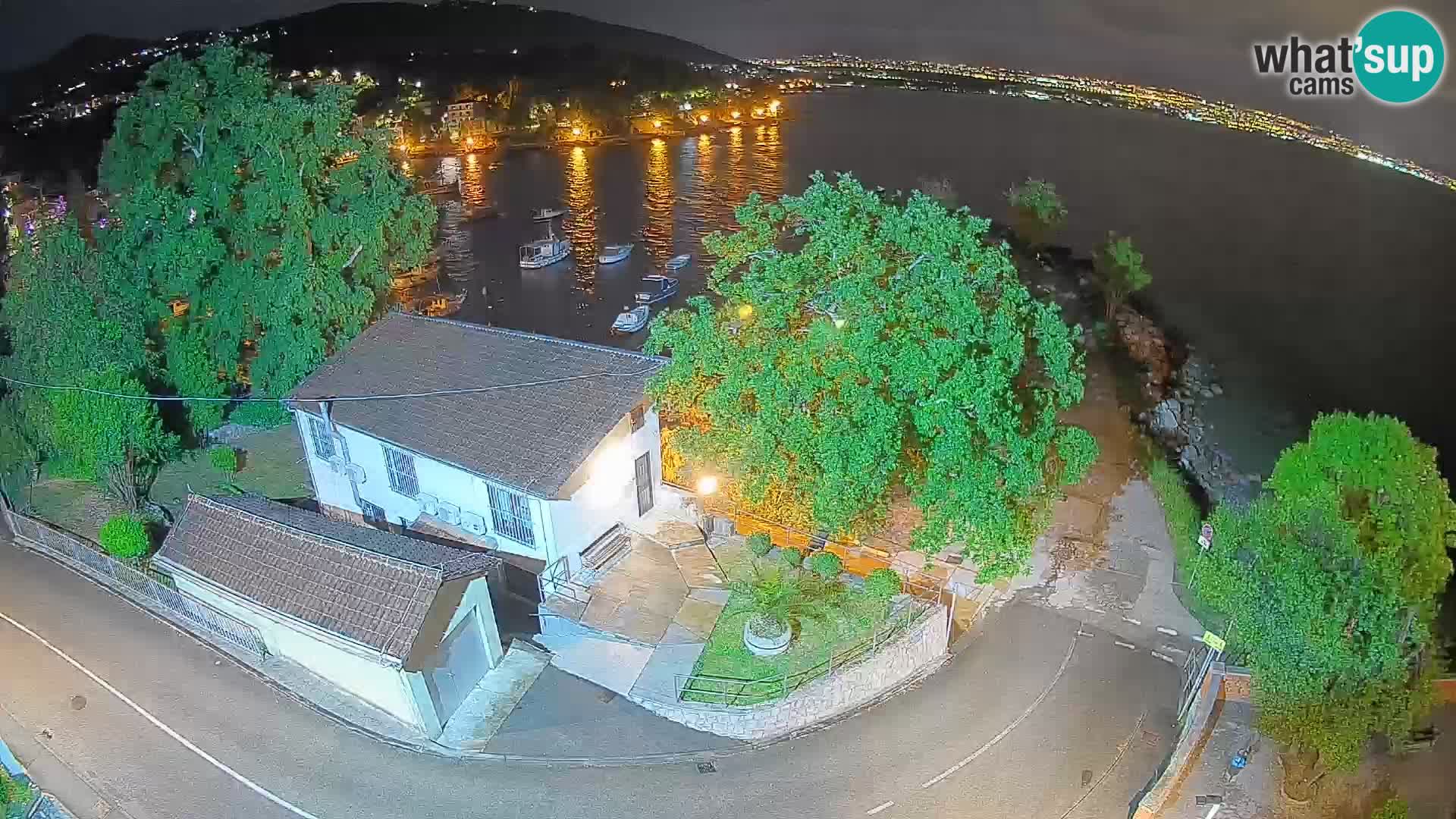 Webcam porto Ika – Vista LIVE sul porto e le luci di Opatija