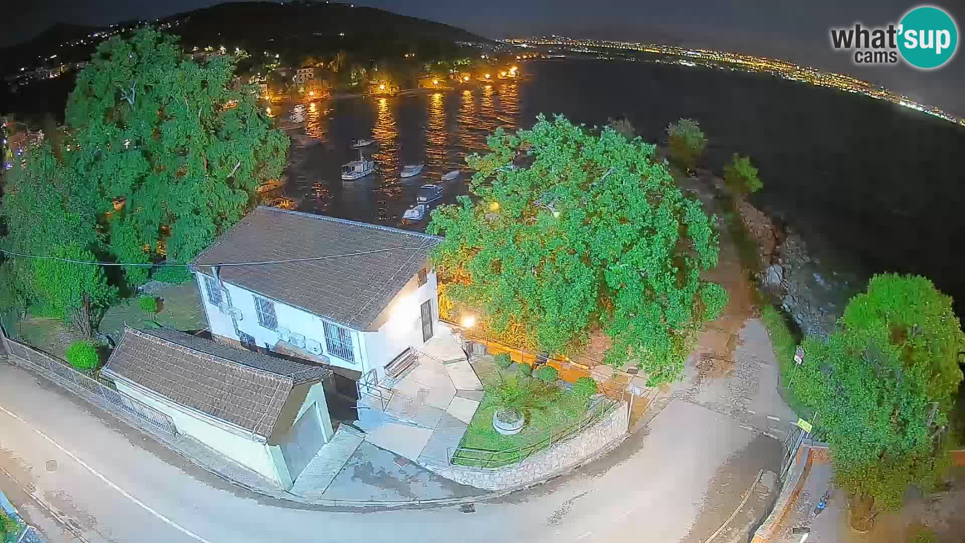 Webcam Ika Hafen – LIVE Blick auf den Hafen und die Lichter von Opatija