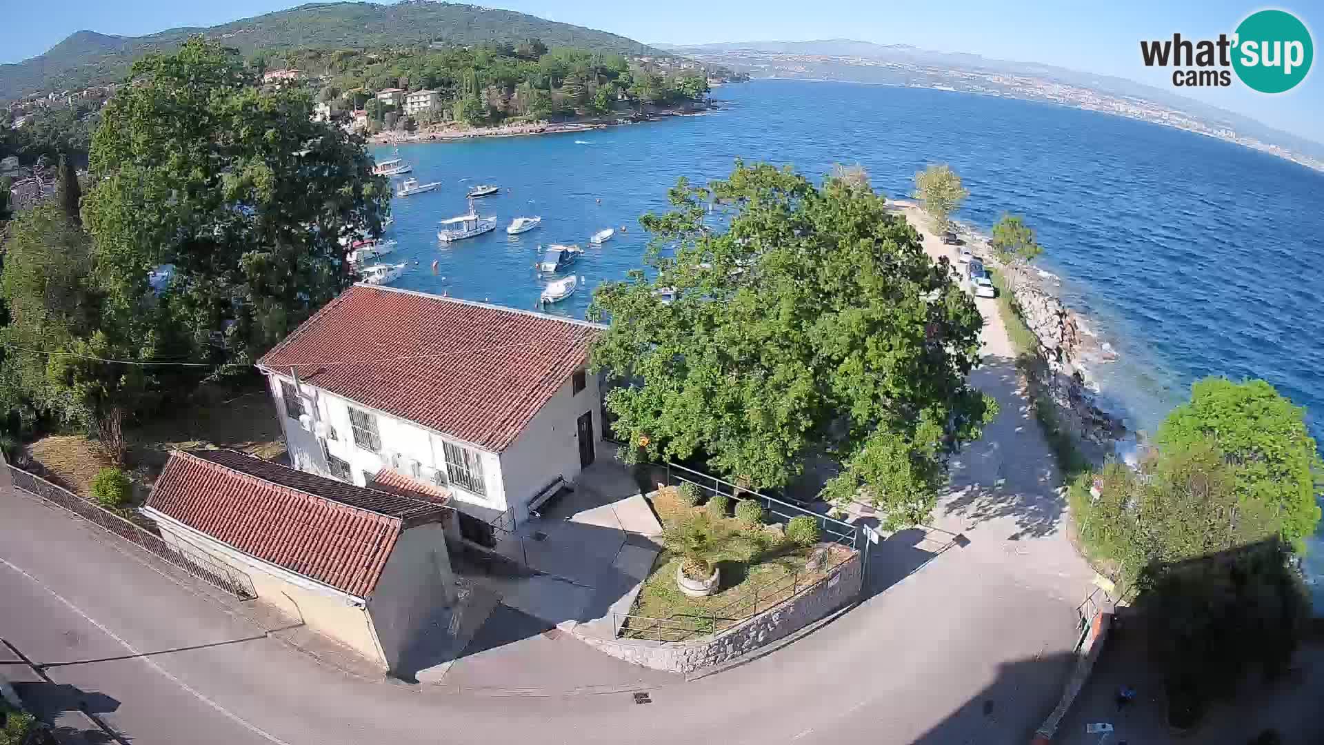 Ika Harbor Webcam – LIVE View of the Harbor and Opatija Lights