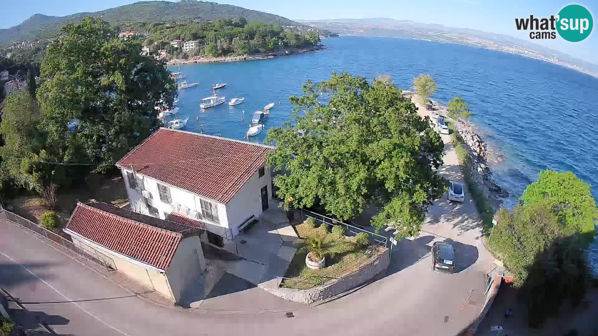 Ika Harbor Webcam – LIVE View of the Harbor and Opatija Lights