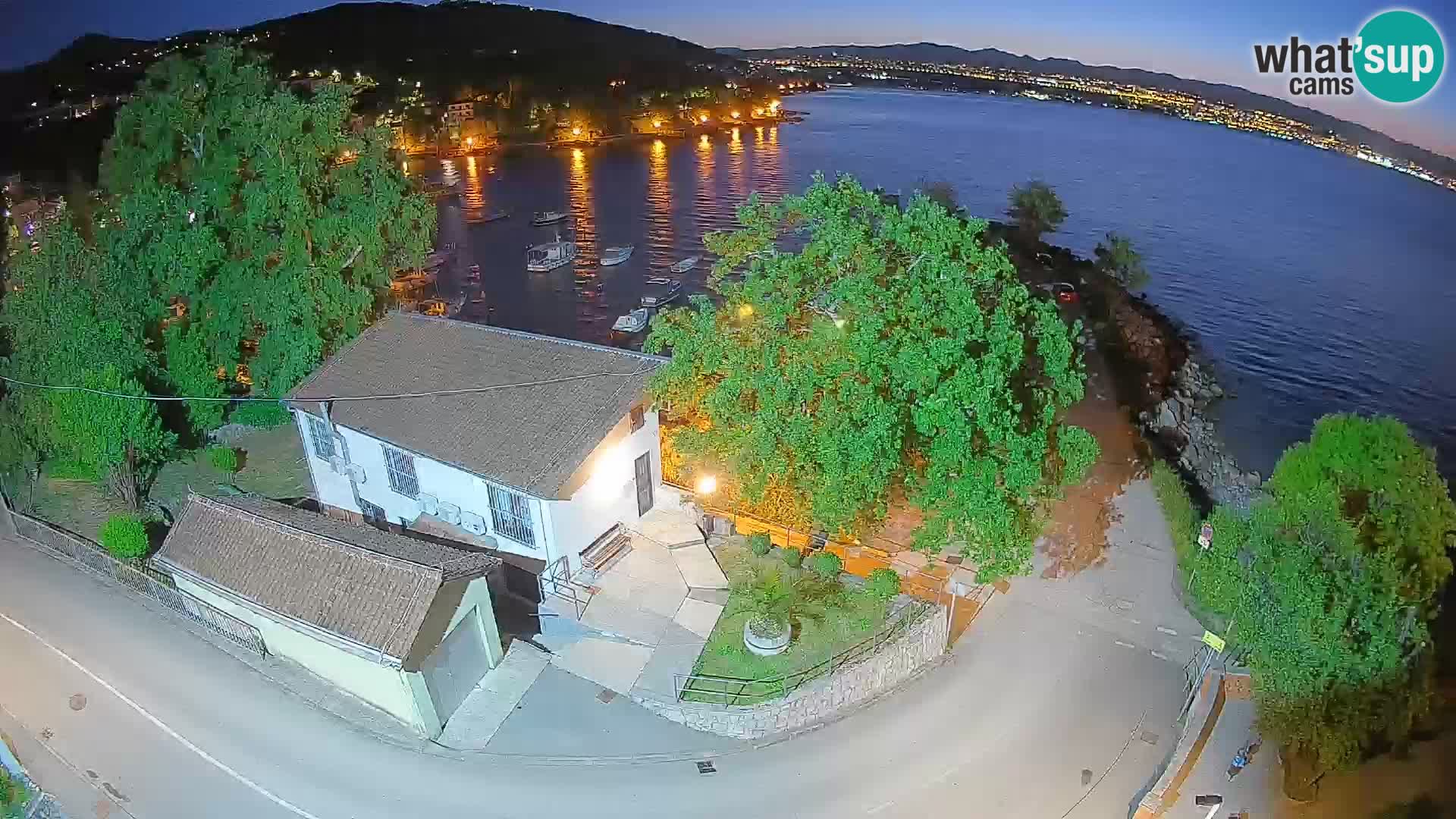 Webcam porto Ika – Vista LIVE sul porto e le luci di Opatija