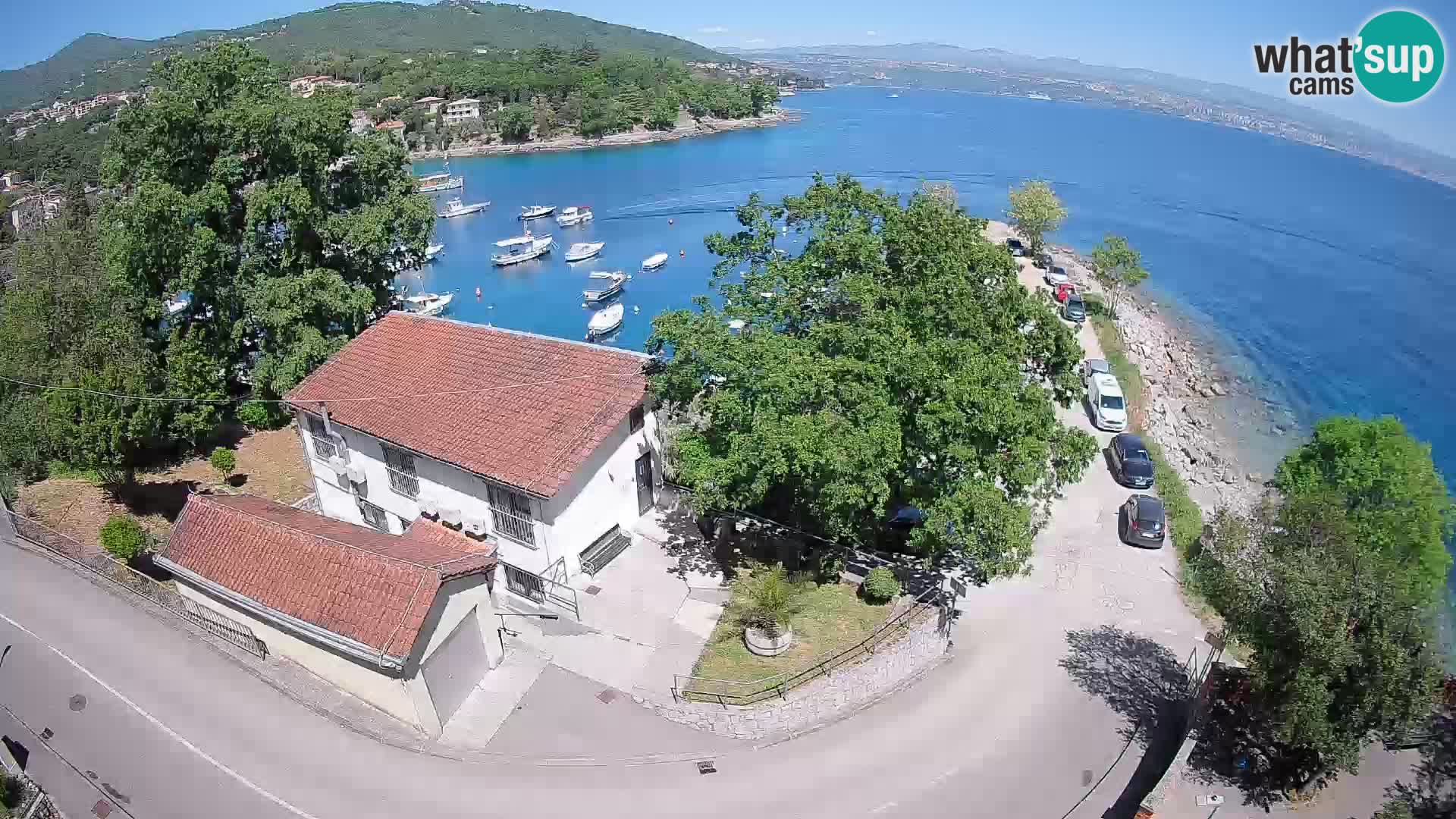 Ika Harbor Webcam – LIVE View of the Harbor and Opatija Lights