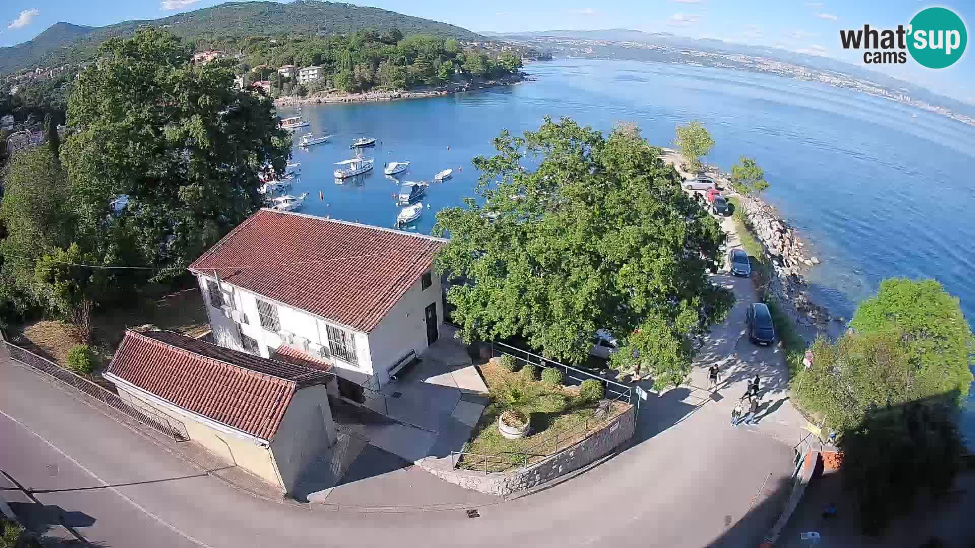 Ika Harbor Webcam – LIVE View of the Harbor and Opatija Lights