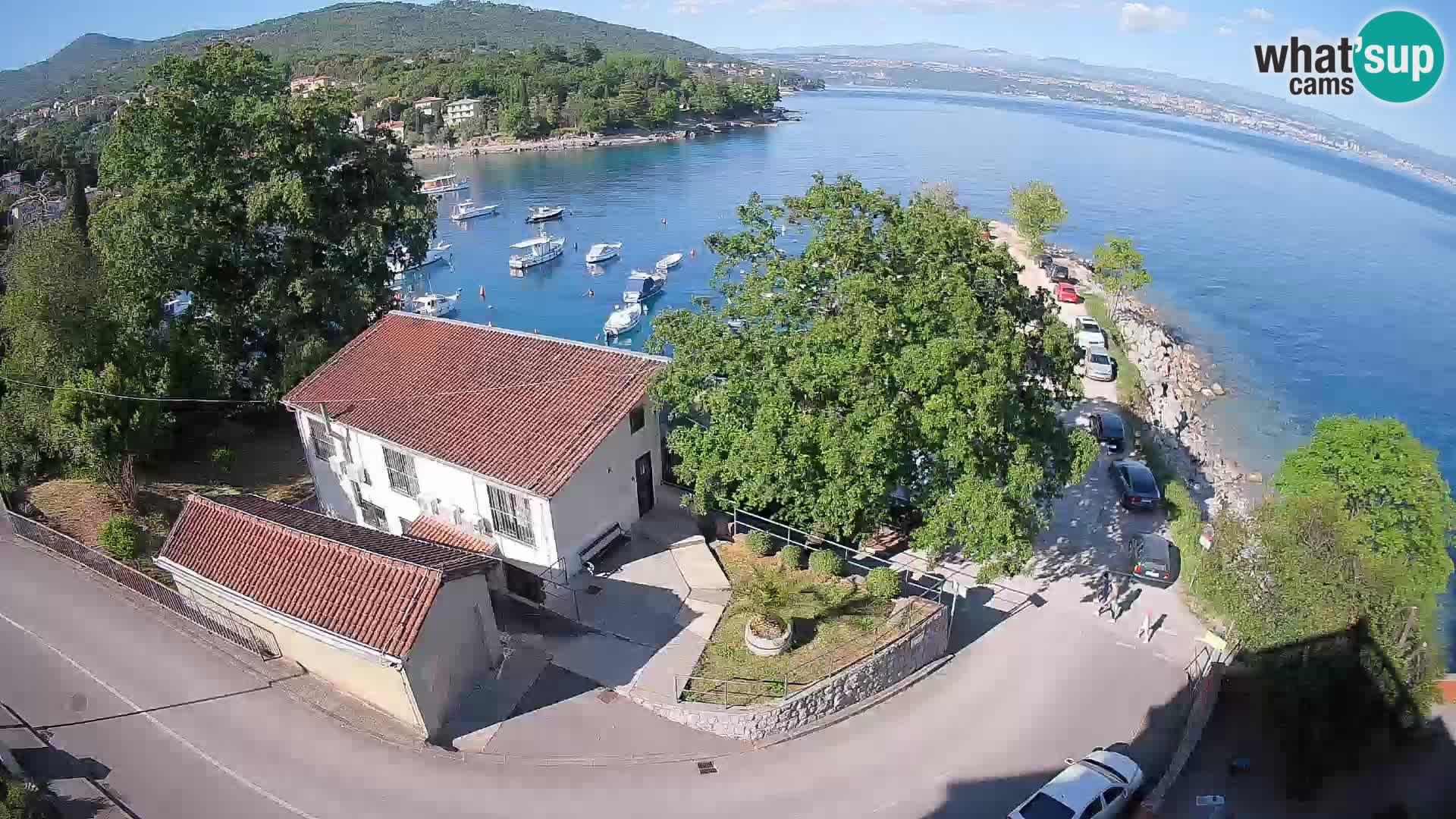 Ika Harbor Webcam – LIVE View of the Harbor and Opatija Lights