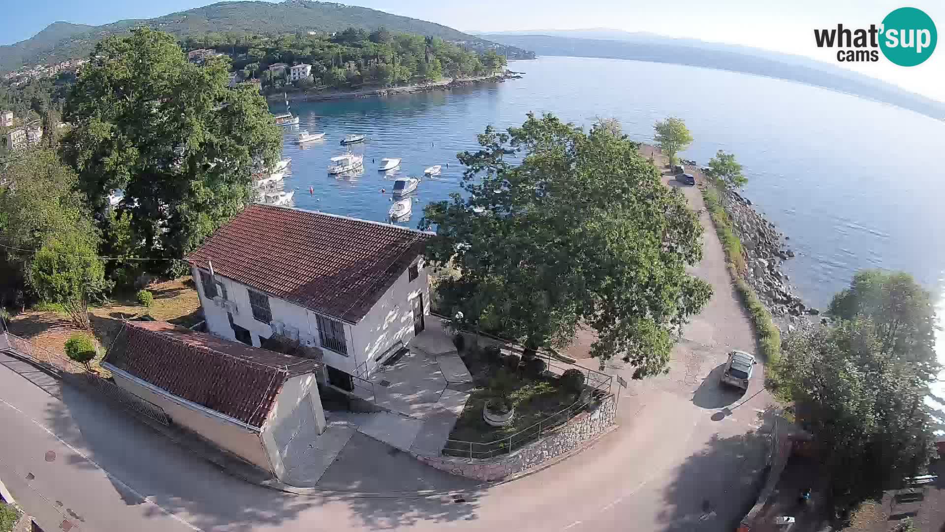 Ika Harbor Webcam – LIVE View of the Harbor and Opatija Lights
