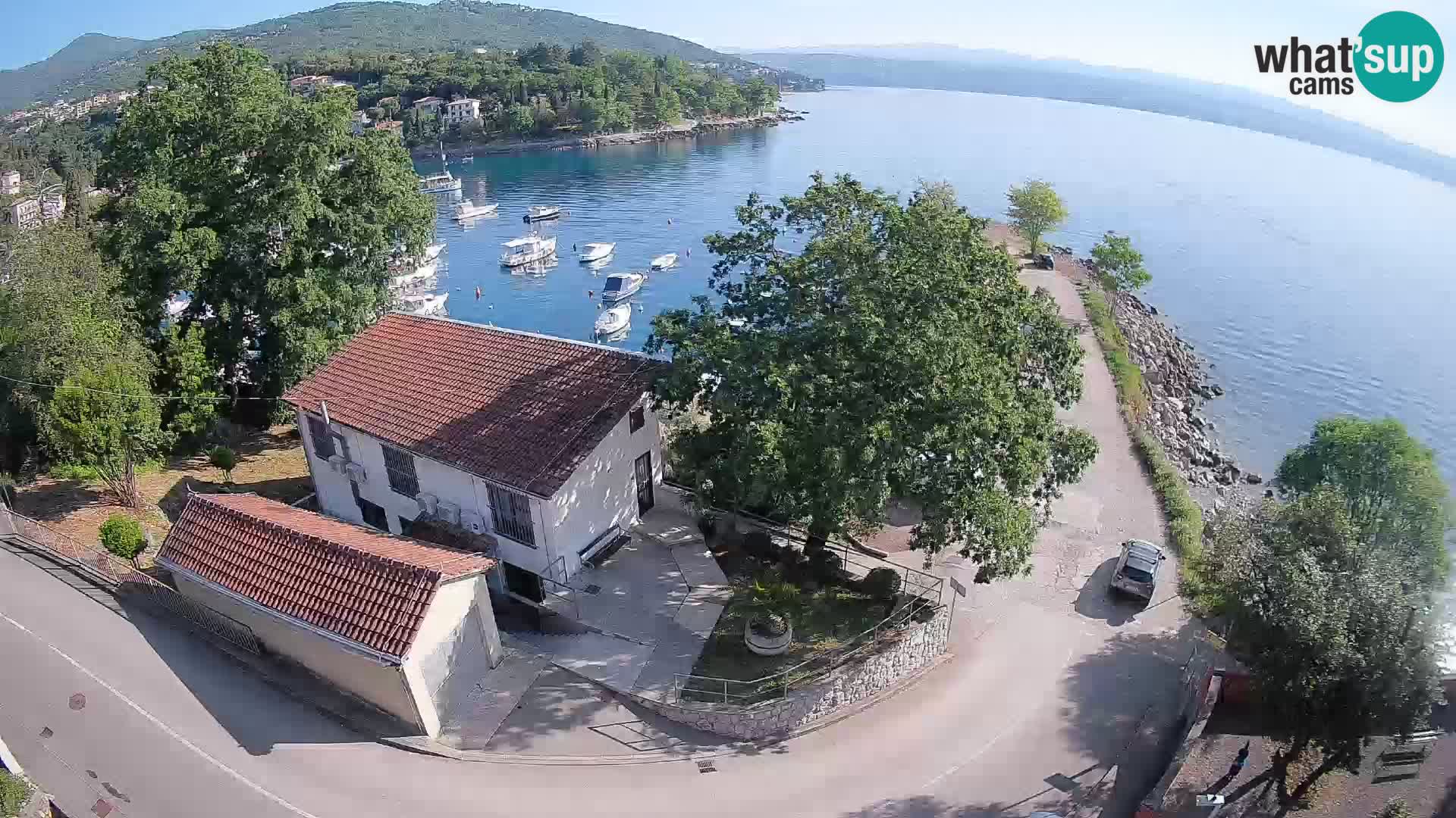 Ika Harbor Webcam – LIVE View of the Harbor and Opatija Lights