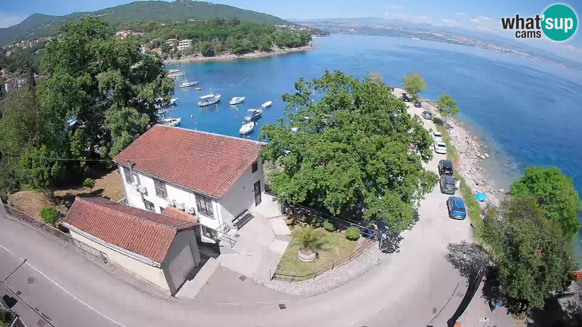 Ika Harbor Webcam – LIVE View of the Harbor and Opatija Lights