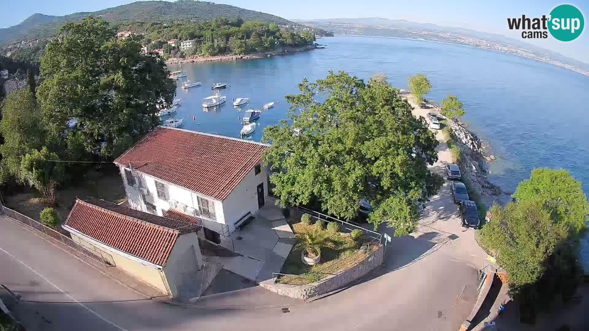 Ika Harbor Webcam – LIVE View of the Harbor and Opatija Lights