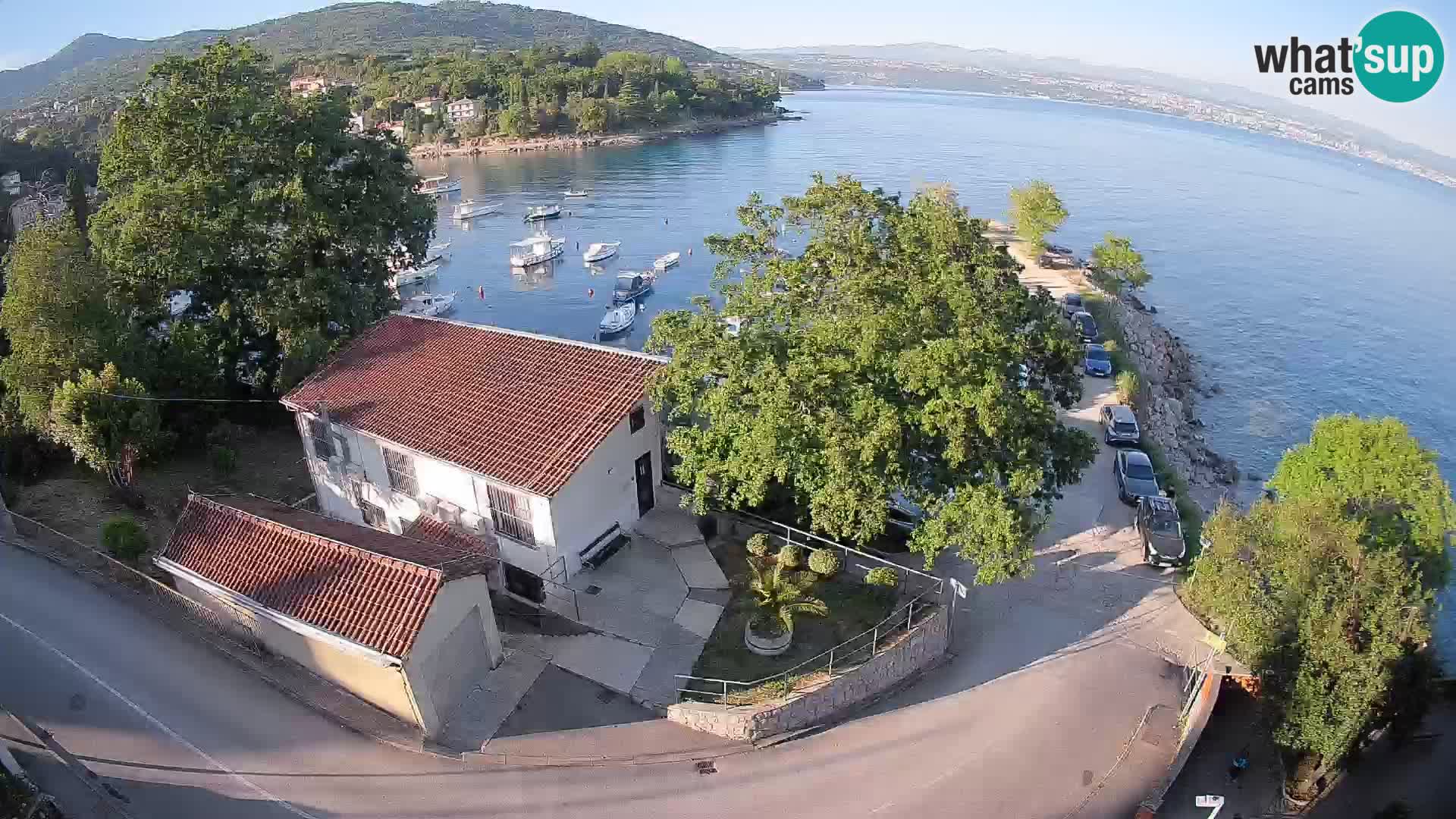 Ika Harbor Webcam – LIVE View of the Harbor and Opatija Lights