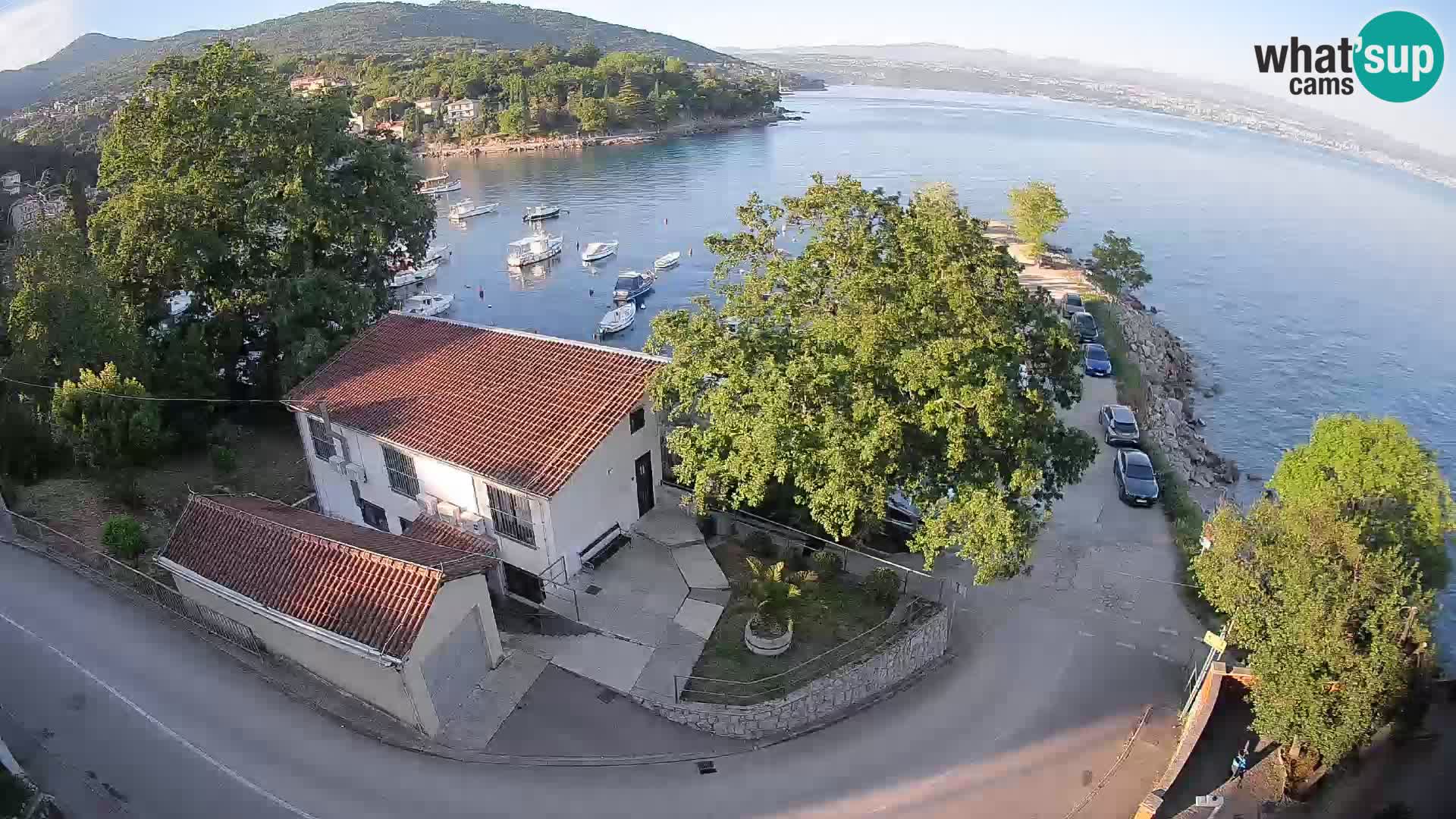 Ika Harbor Webcam – LIVE View of the Harbor and Opatija Lights