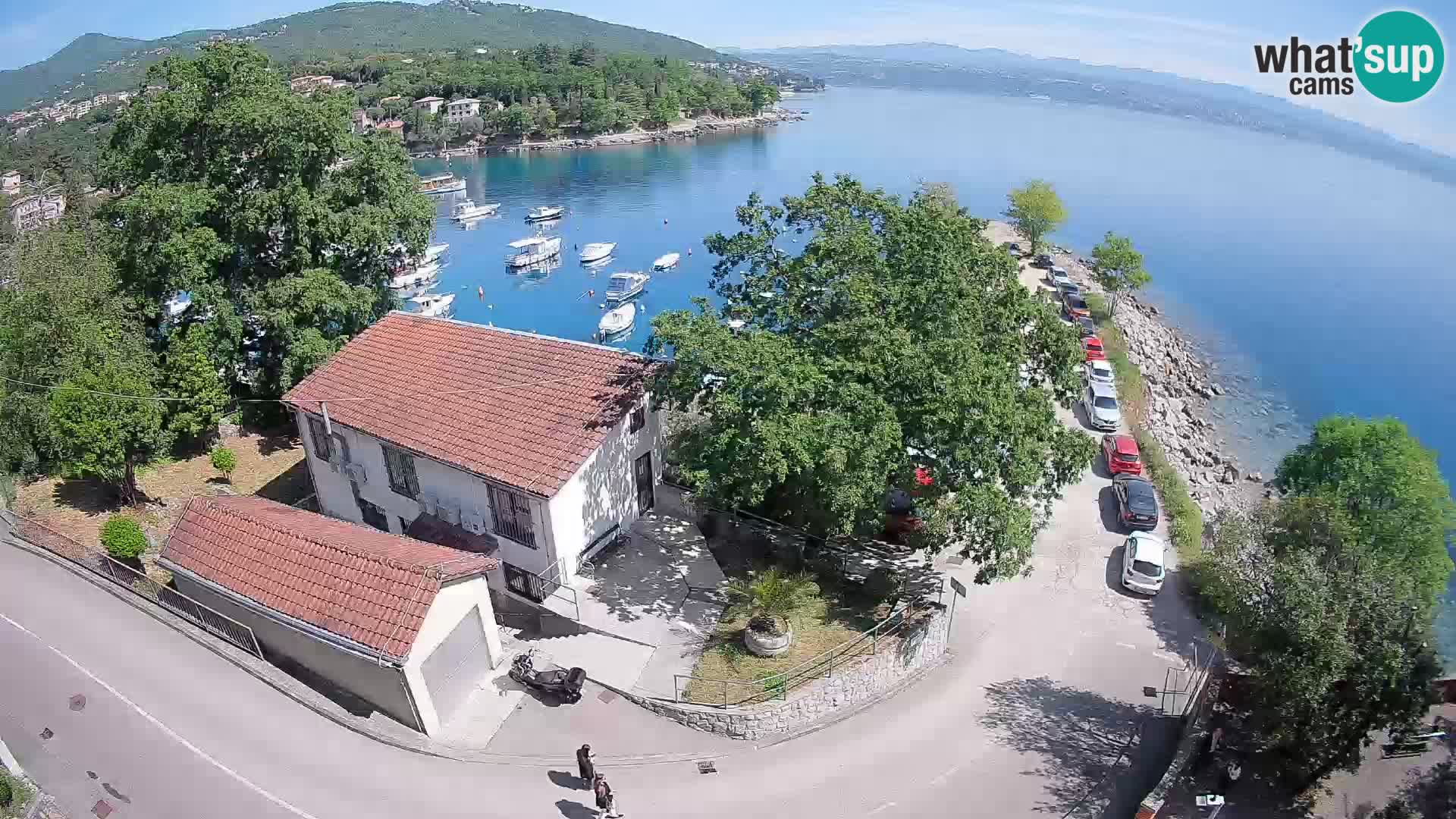 Ika Harbor Webcam – LIVE View of the Harbor and Opatija Lights
