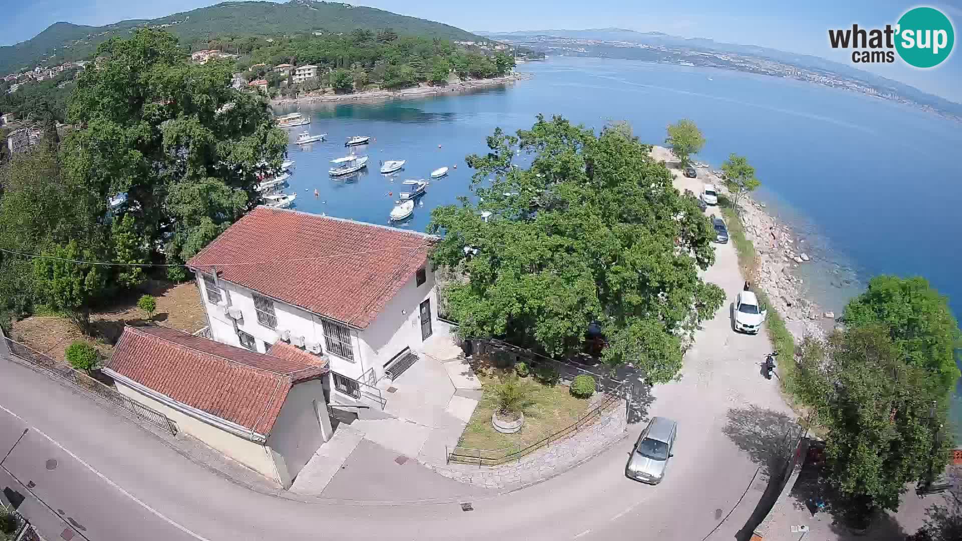 Ika Harbor Webcam – LIVE View of the Harbor and Opatija Lights
