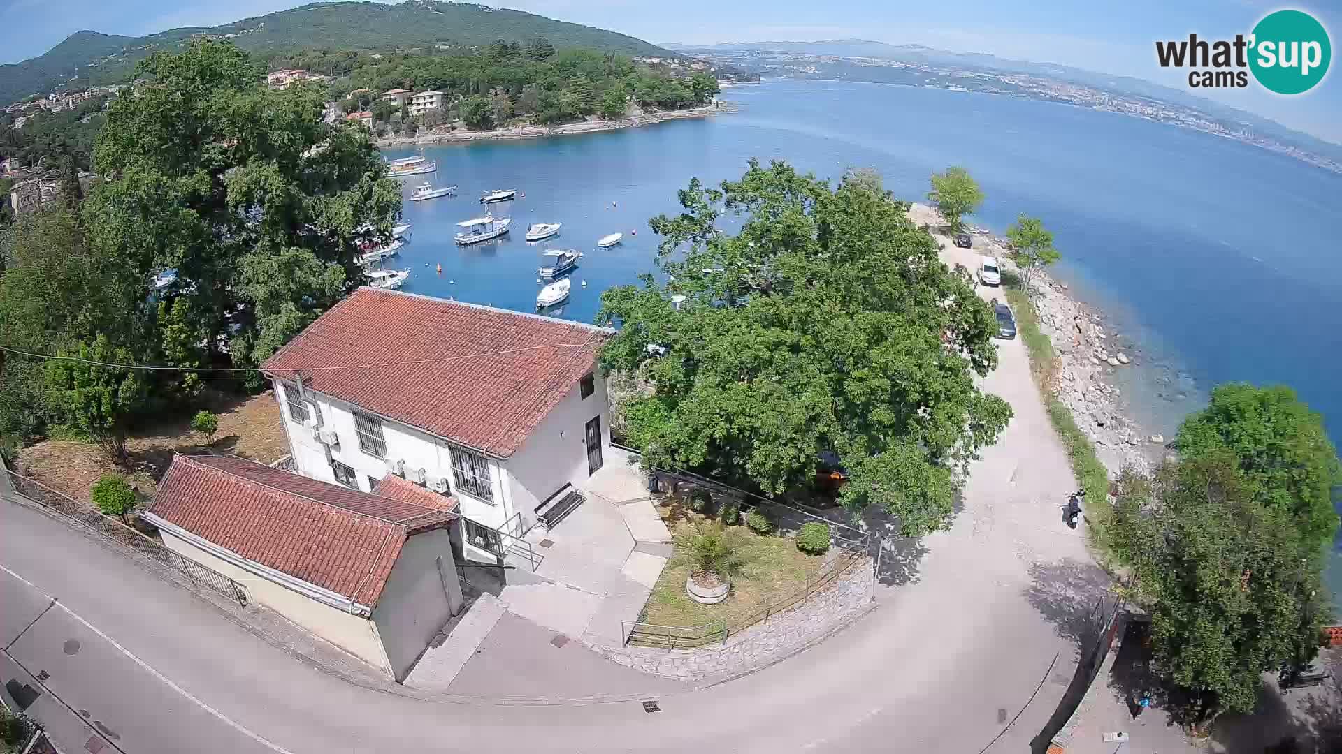 Ika Harbor Webcam – LIVE View of the Harbor and Opatija Lights
