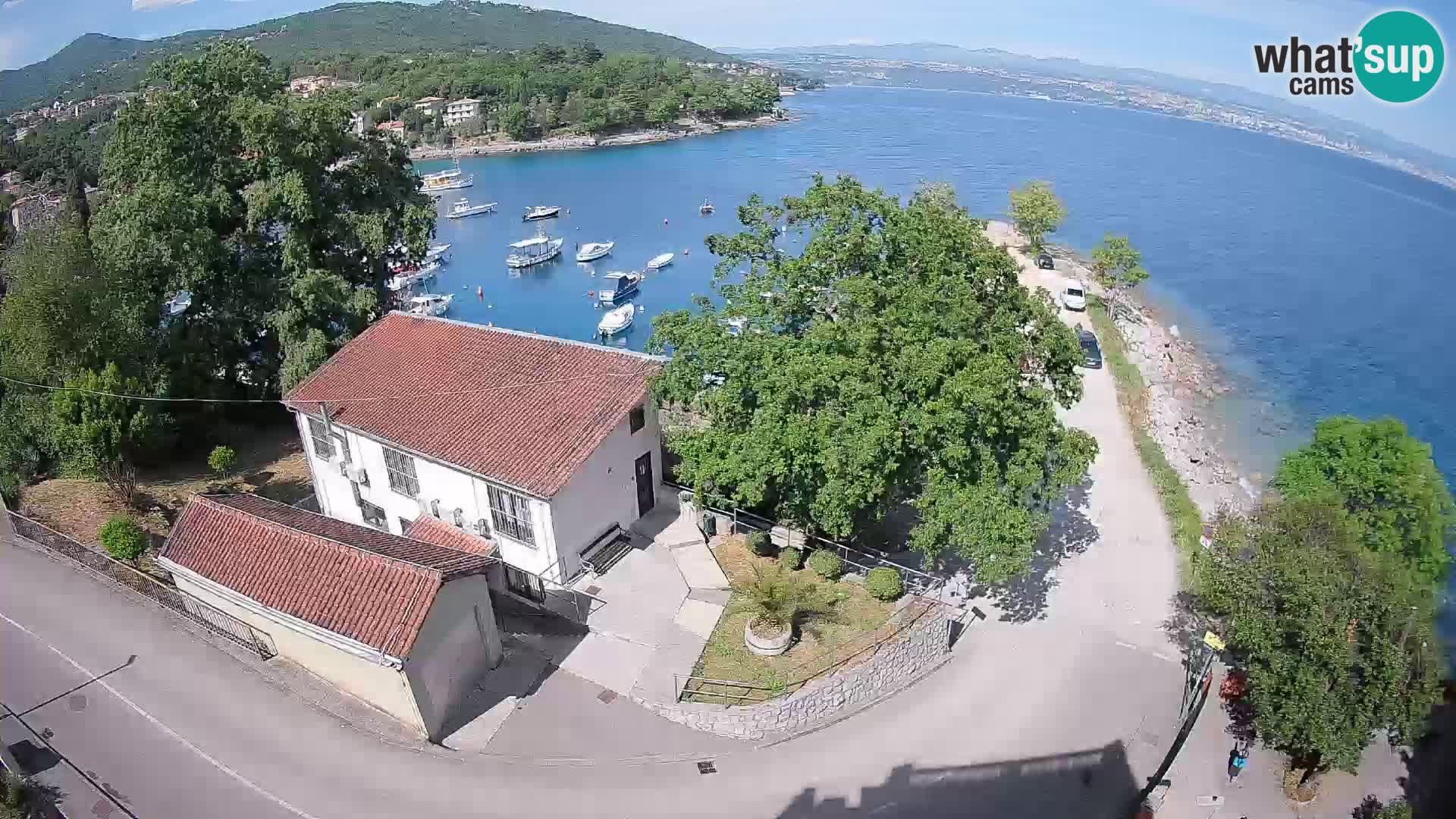 Ika Harbor Webcam – LIVE View of the Harbor and Opatija Lights