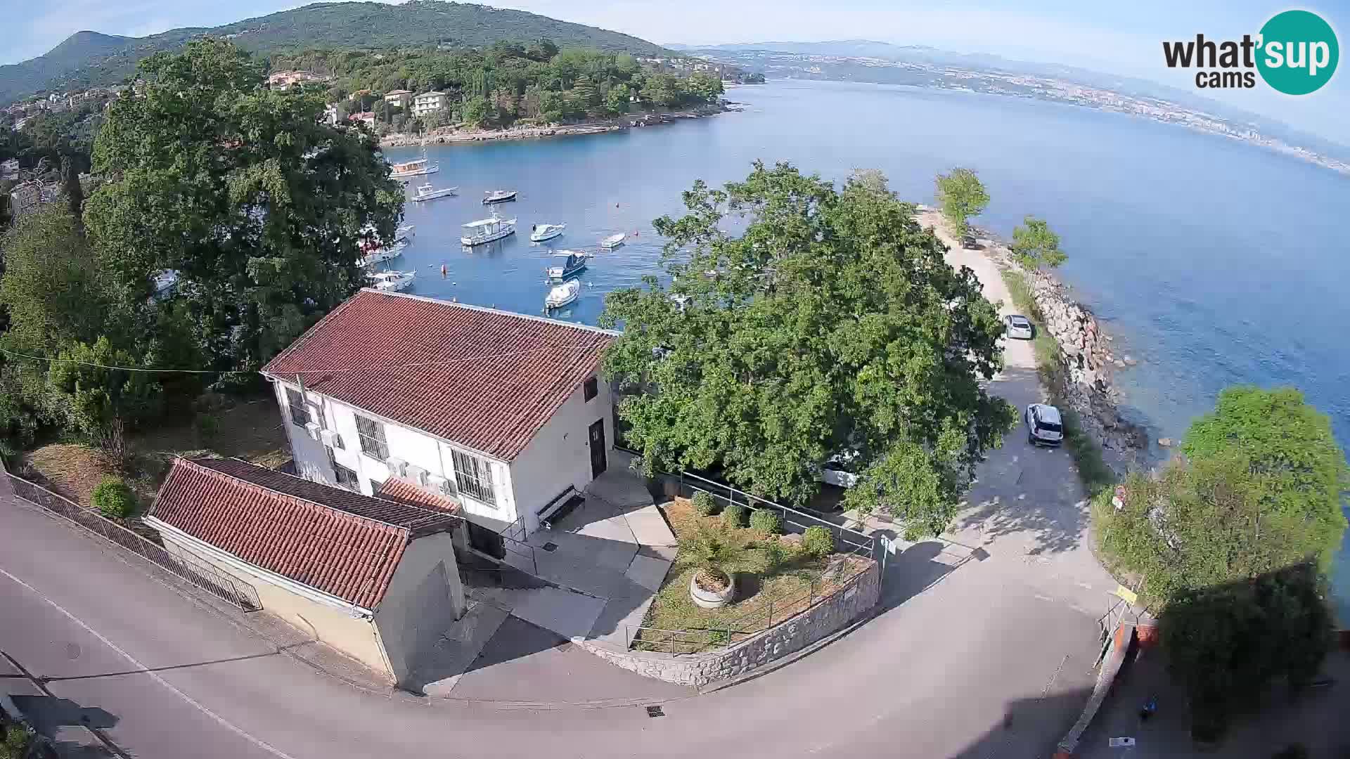 Ika Harbor Webcam – LIVE View of the Harbor and Opatija Lights
