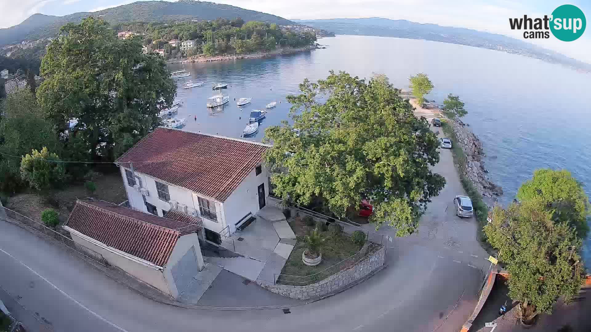 Ika Harbor Webcam – LIVE View of the Harbor and Opatija Lights