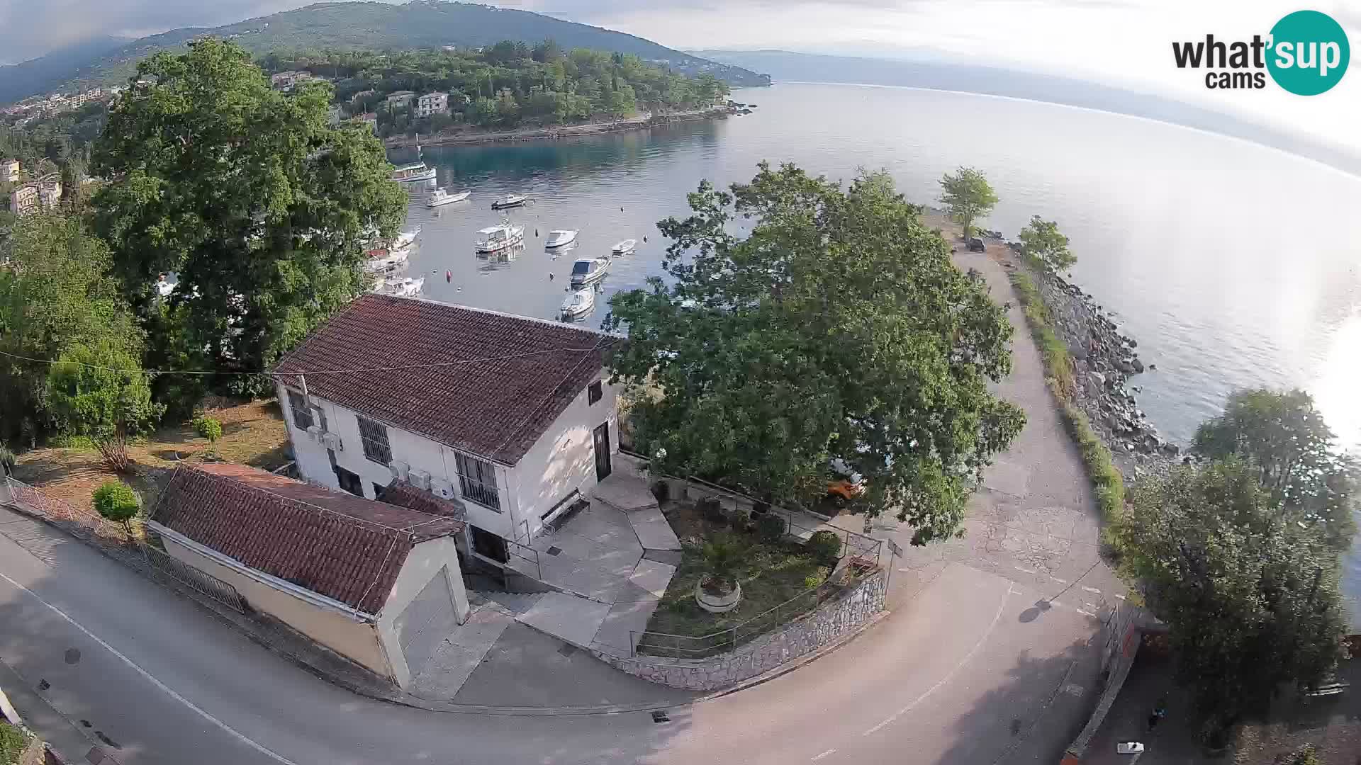 Ika Harbor Webcam – LIVE View of the Harbor and Opatija Lights