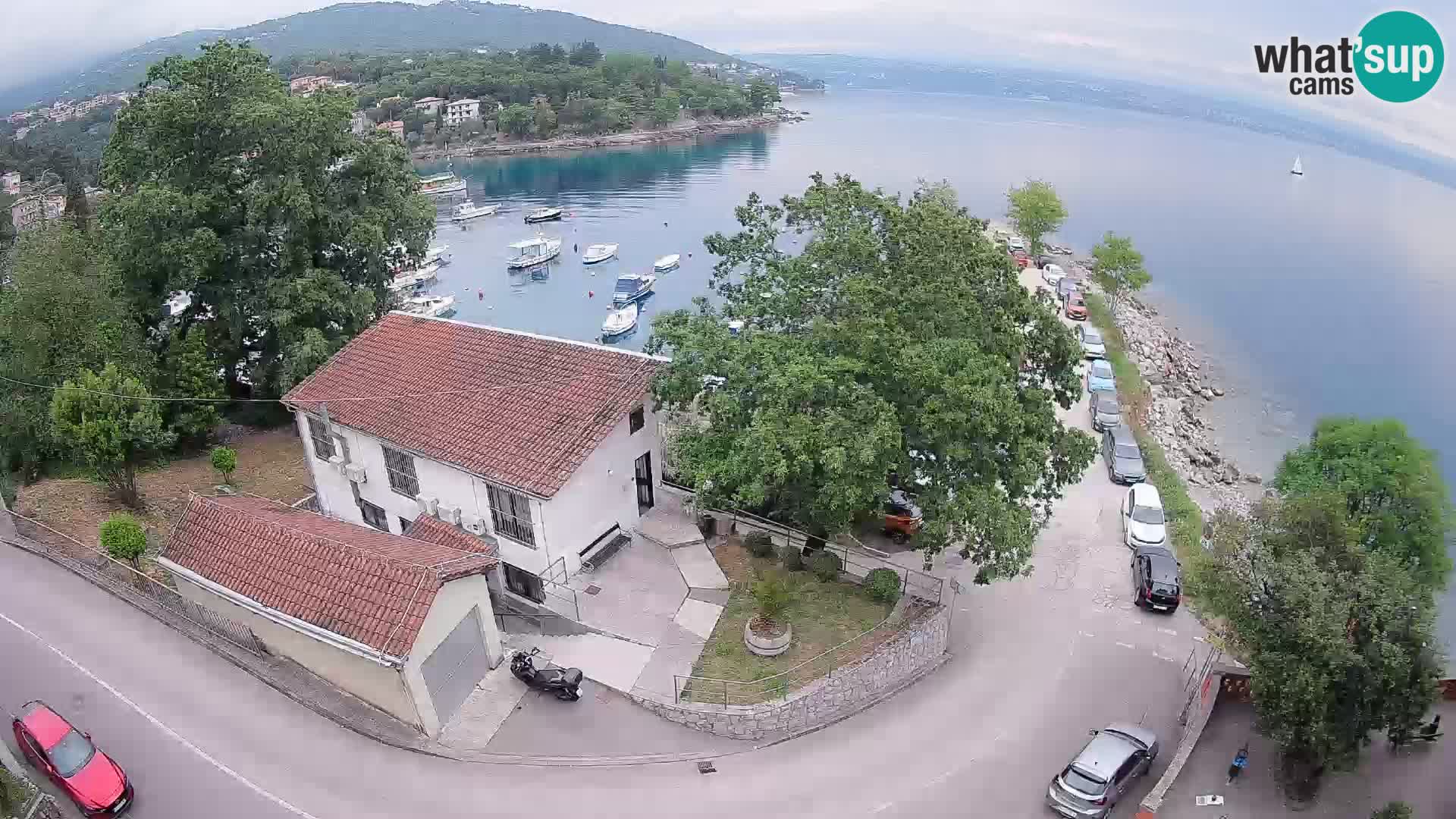 Ika Harbor Webcam – LIVE View of the Harbor and Opatija Lights