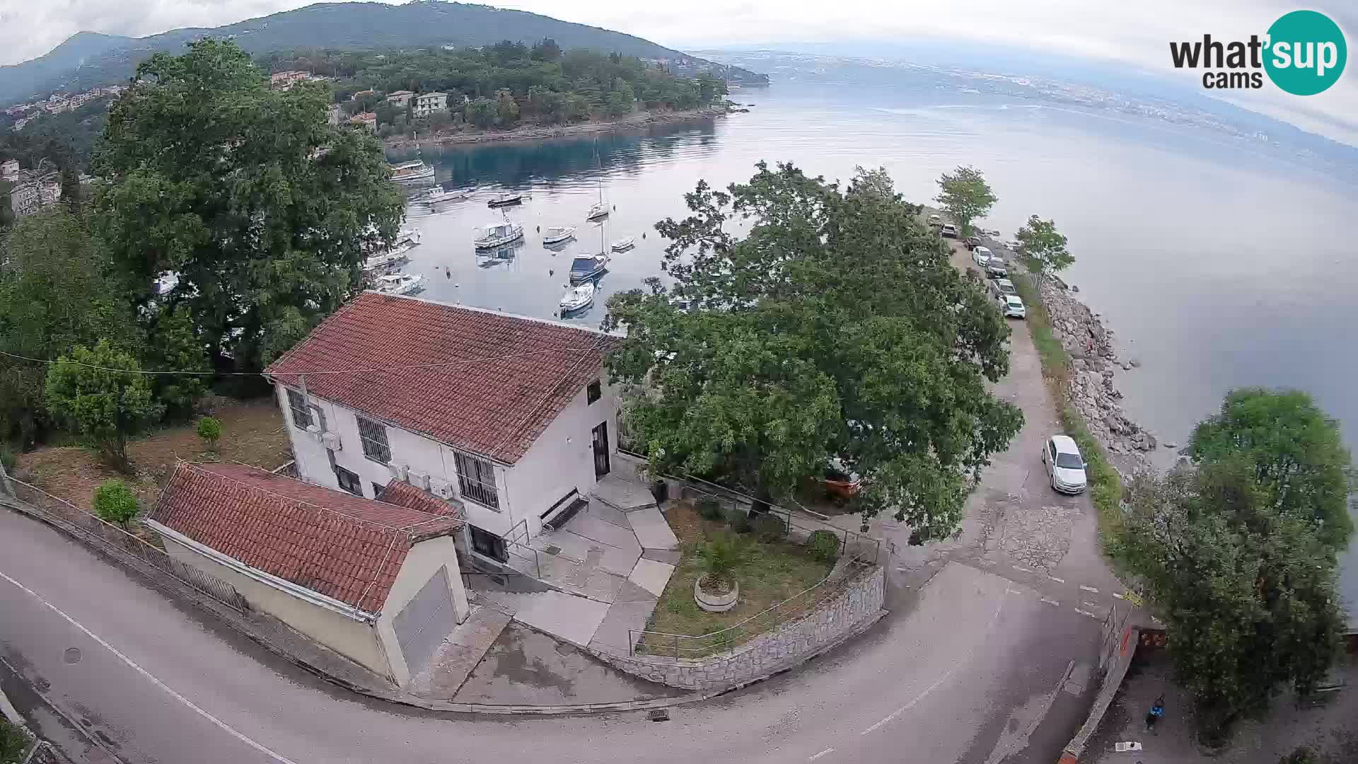Ika Harbor Webcam – LIVE View of the Harbor and Opatija Lights
