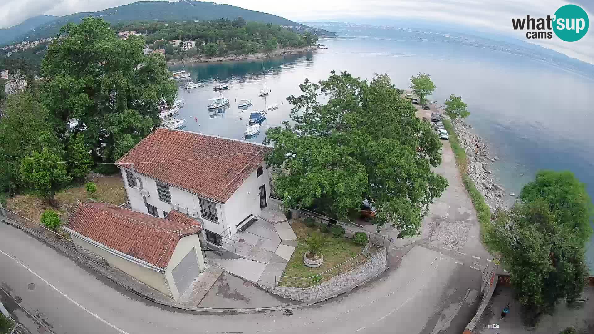 Ika Harbor Webcam – LIVE View of the Harbor and Opatija Lights