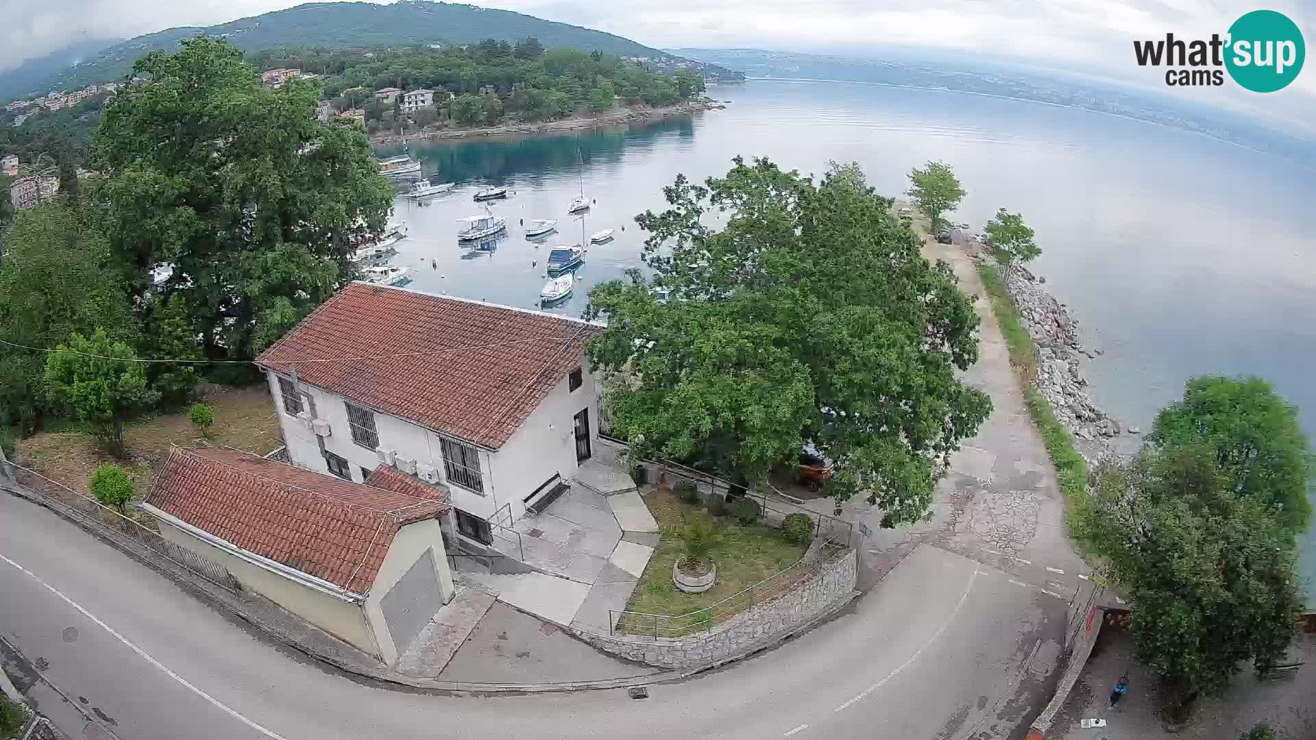 Ika Harbor Webcam – LIVE View of the Harbor and Opatija Lights
