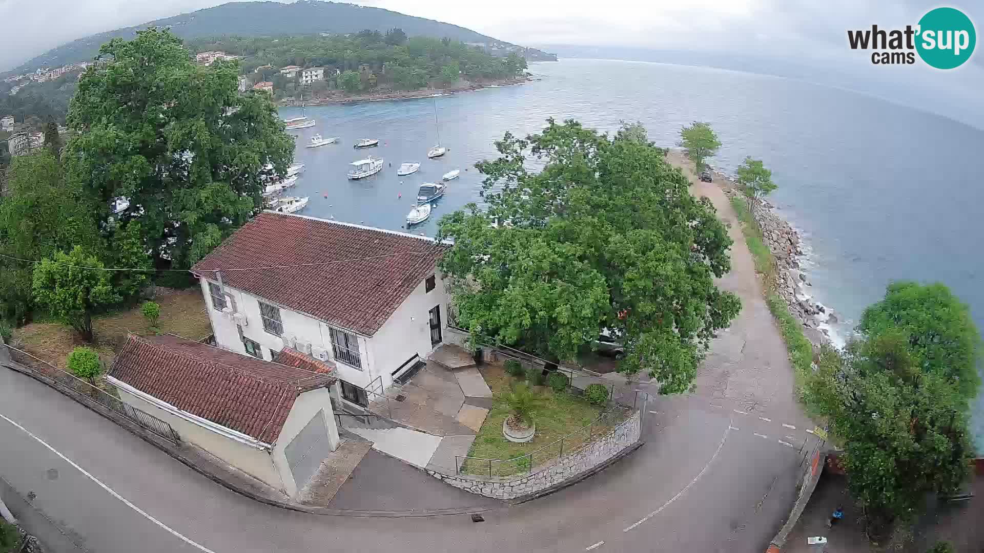 Ika Harbor Webcam – LIVE View of the Harbor and Opatija Lights