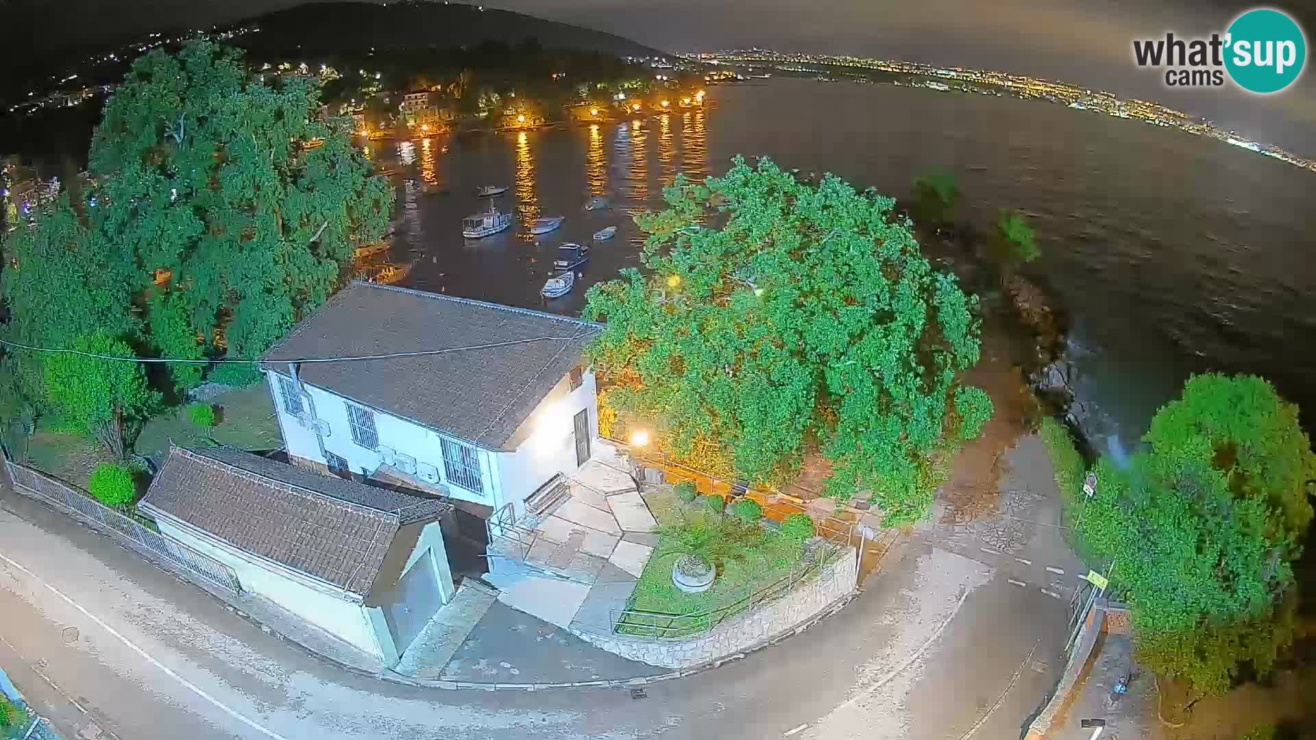 Webcam puerto de Ika – Vista en directo y luces de Opatija