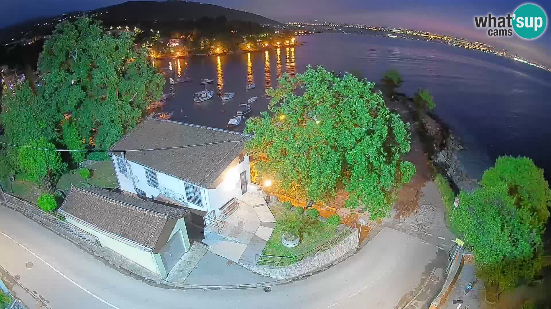 Webcam puerto de Ika – Vista en directo y luces de Opatija